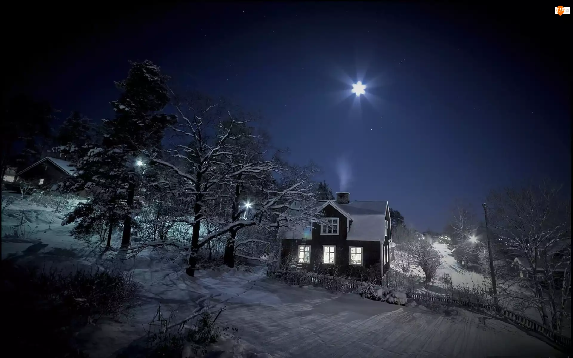 Gwiazda, Domek, Drzewa, Śnieg