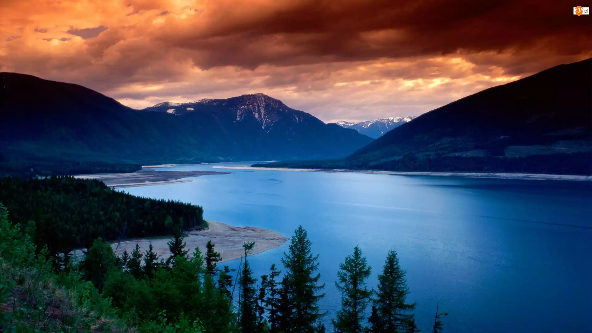 Jezioro, Kanada, Góry, Chmury