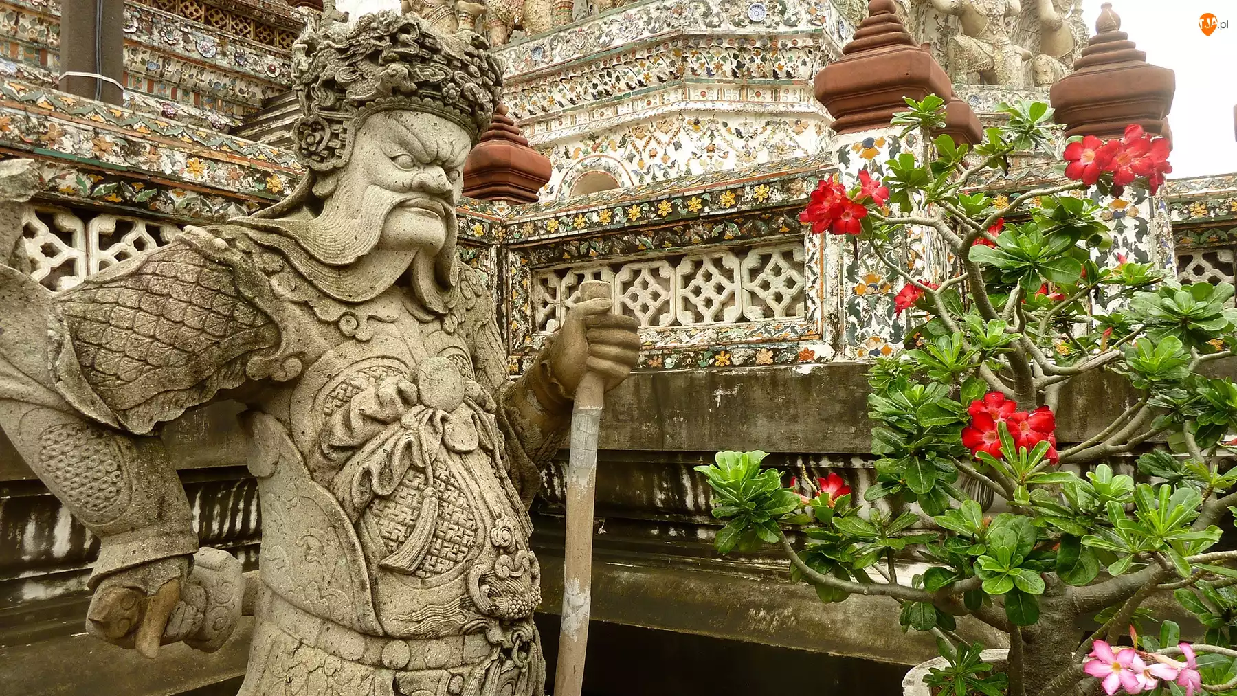 Posąg, Tajlandia, Kwiaty, Świątynia