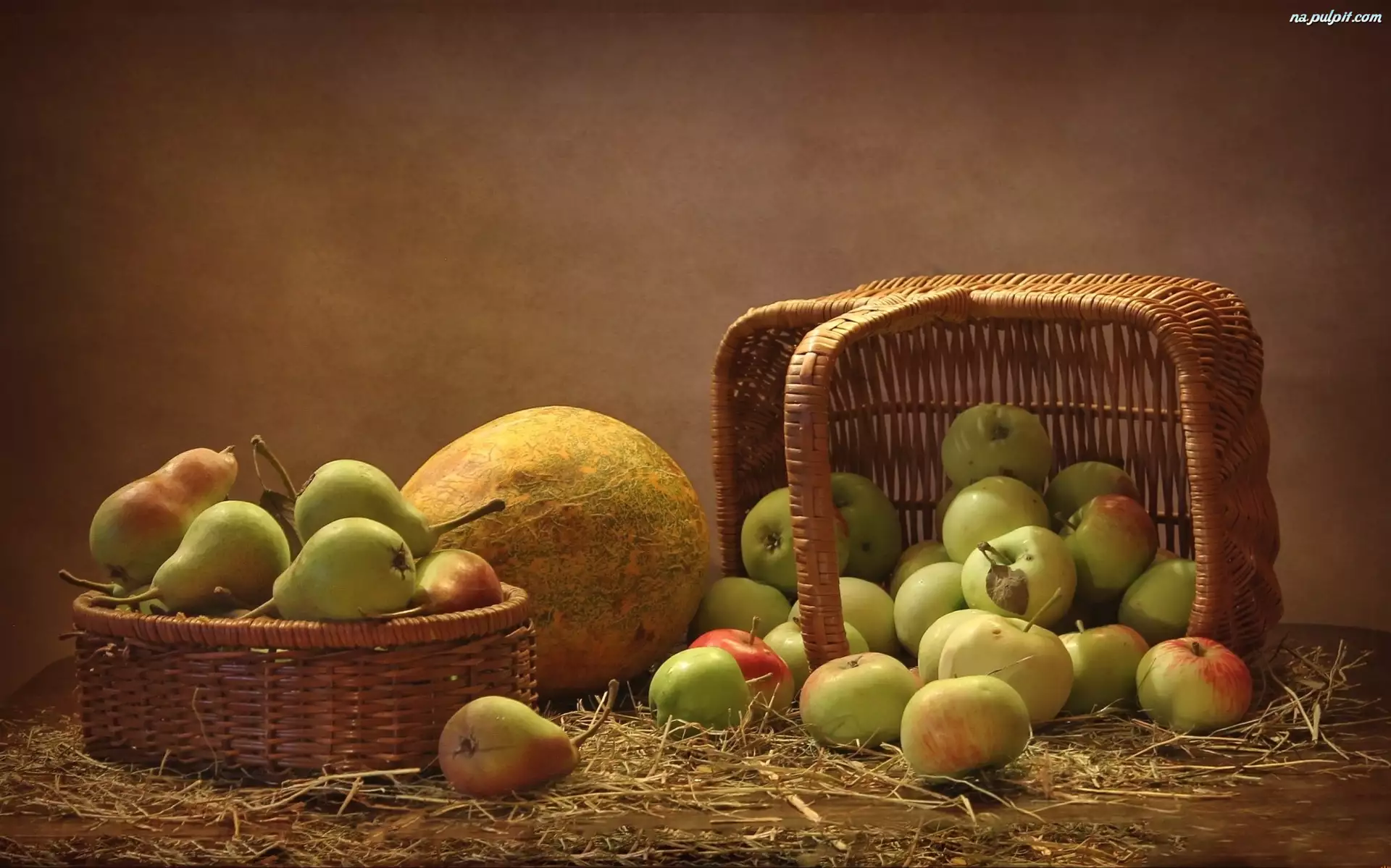 Owoce, Melon, Jablka, Gruszki
