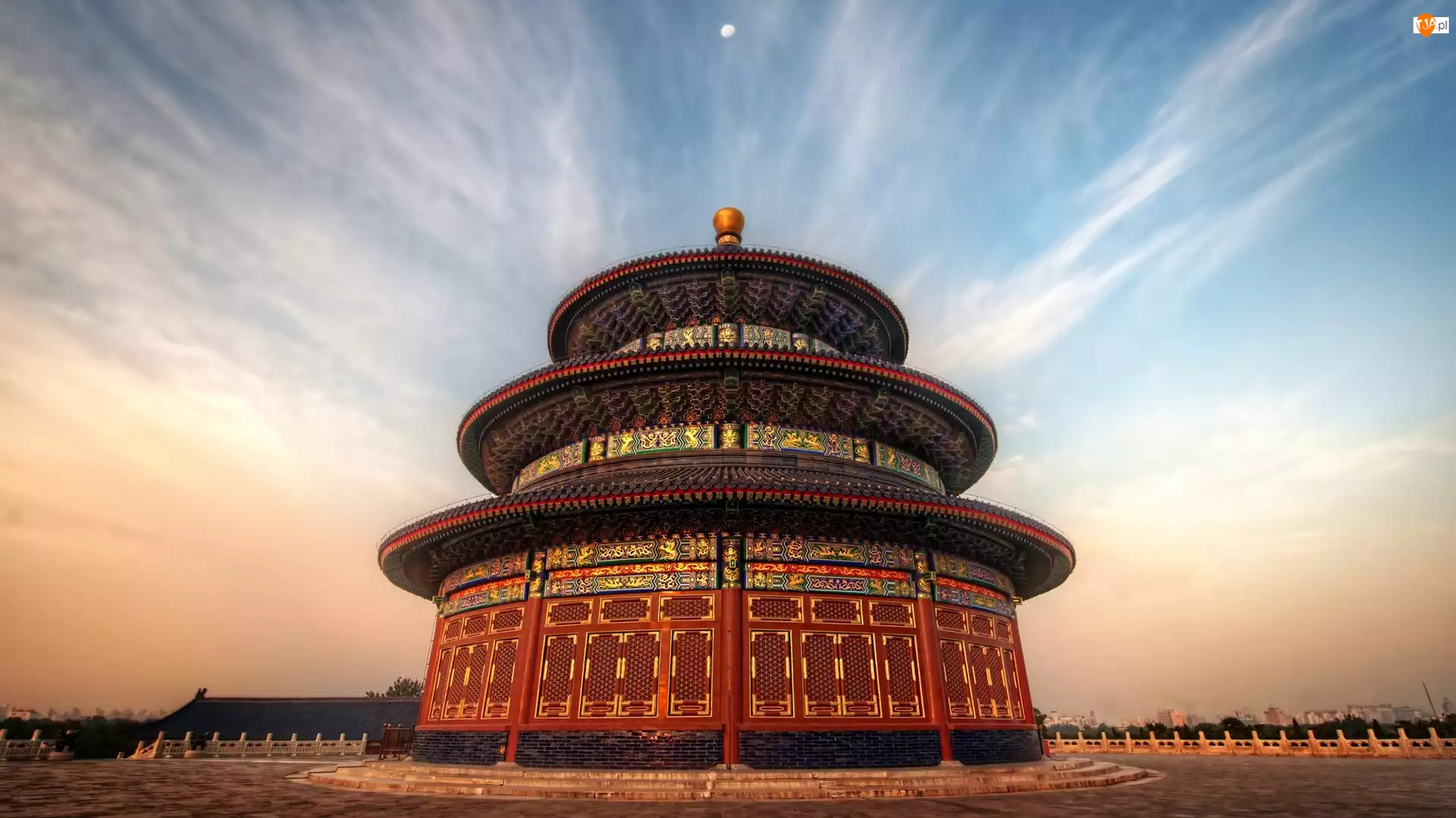 Chiny, Świątynia