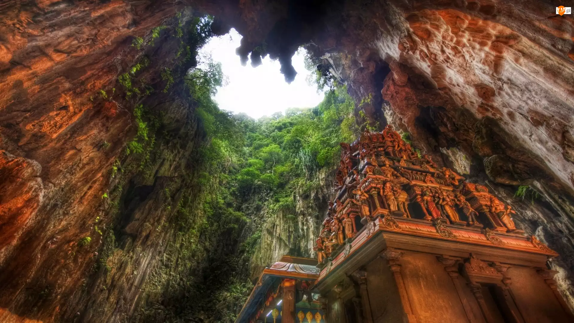 Malezja, Świątynia, Jaskinia