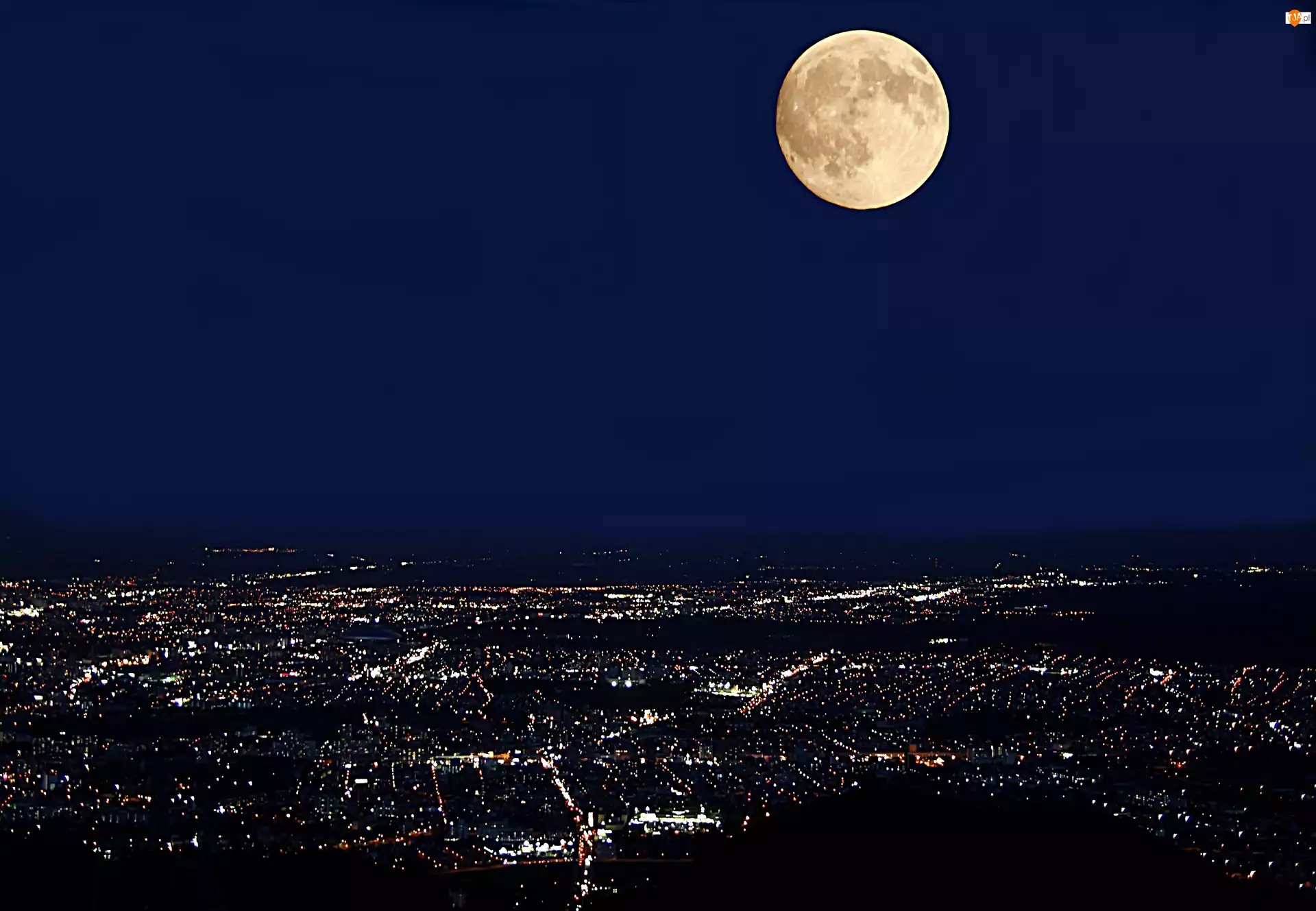 widok na miasto, Japonia, miasto nocą, Księżyc, Sapporo