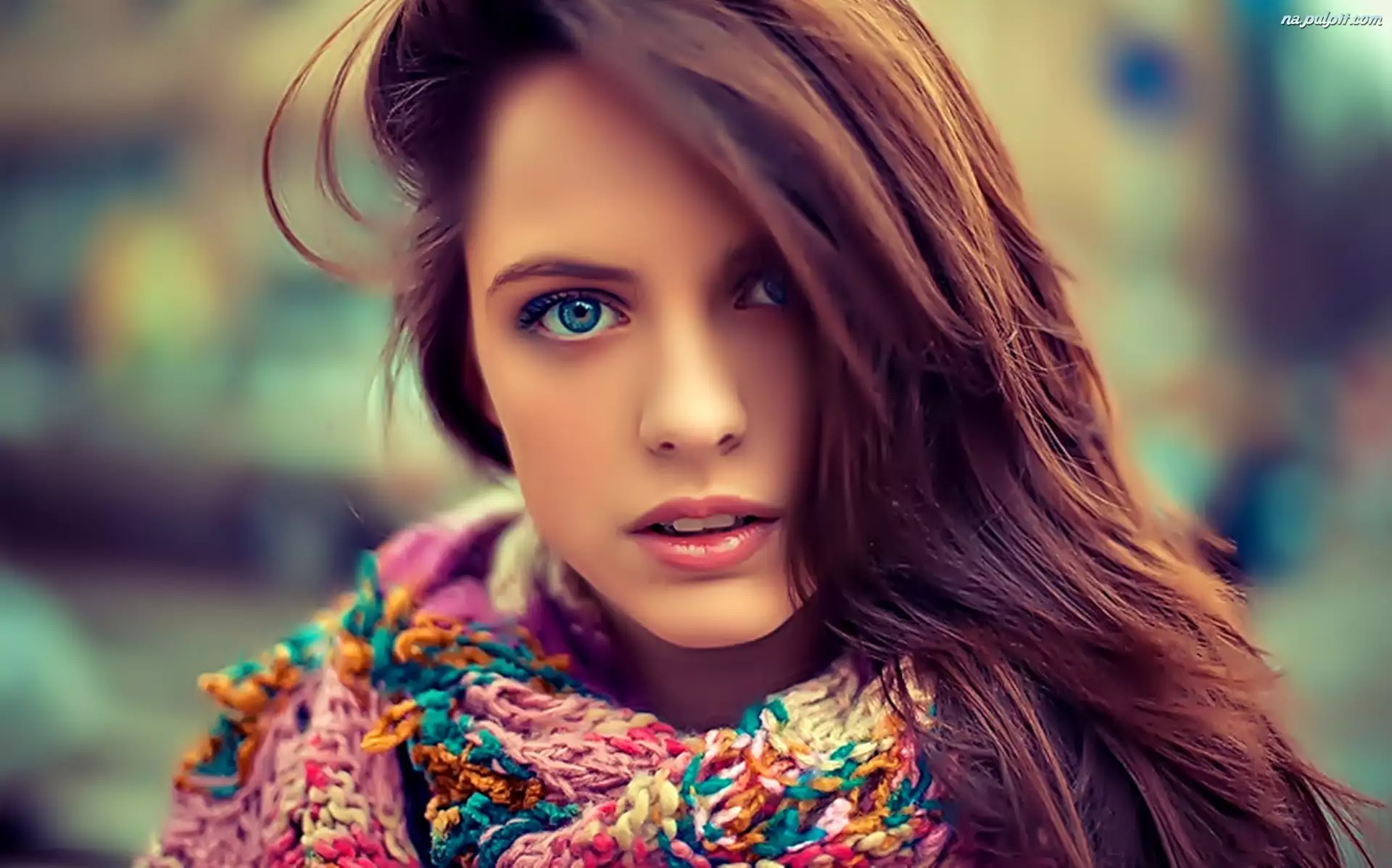 Tumblr Brunette Hair Blue Eyes