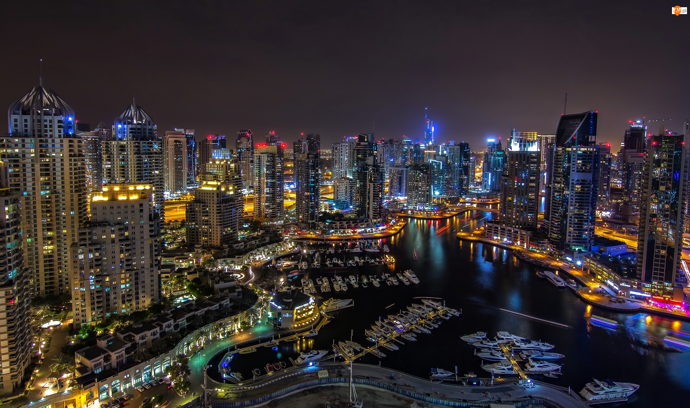 Nocą, Dubaj, Miasto