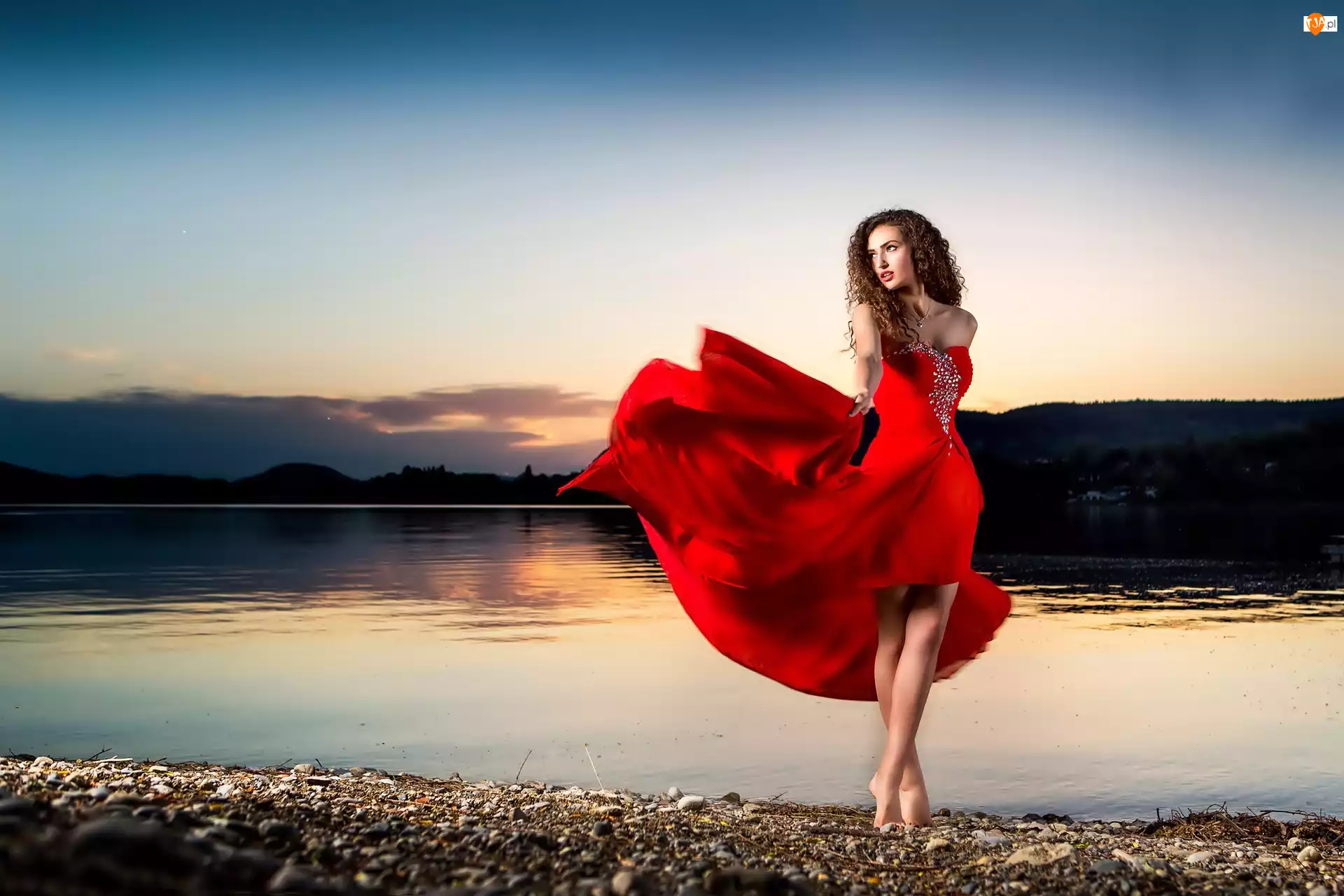 Kobieta, Jezioro, Czerwona, Sukienka
