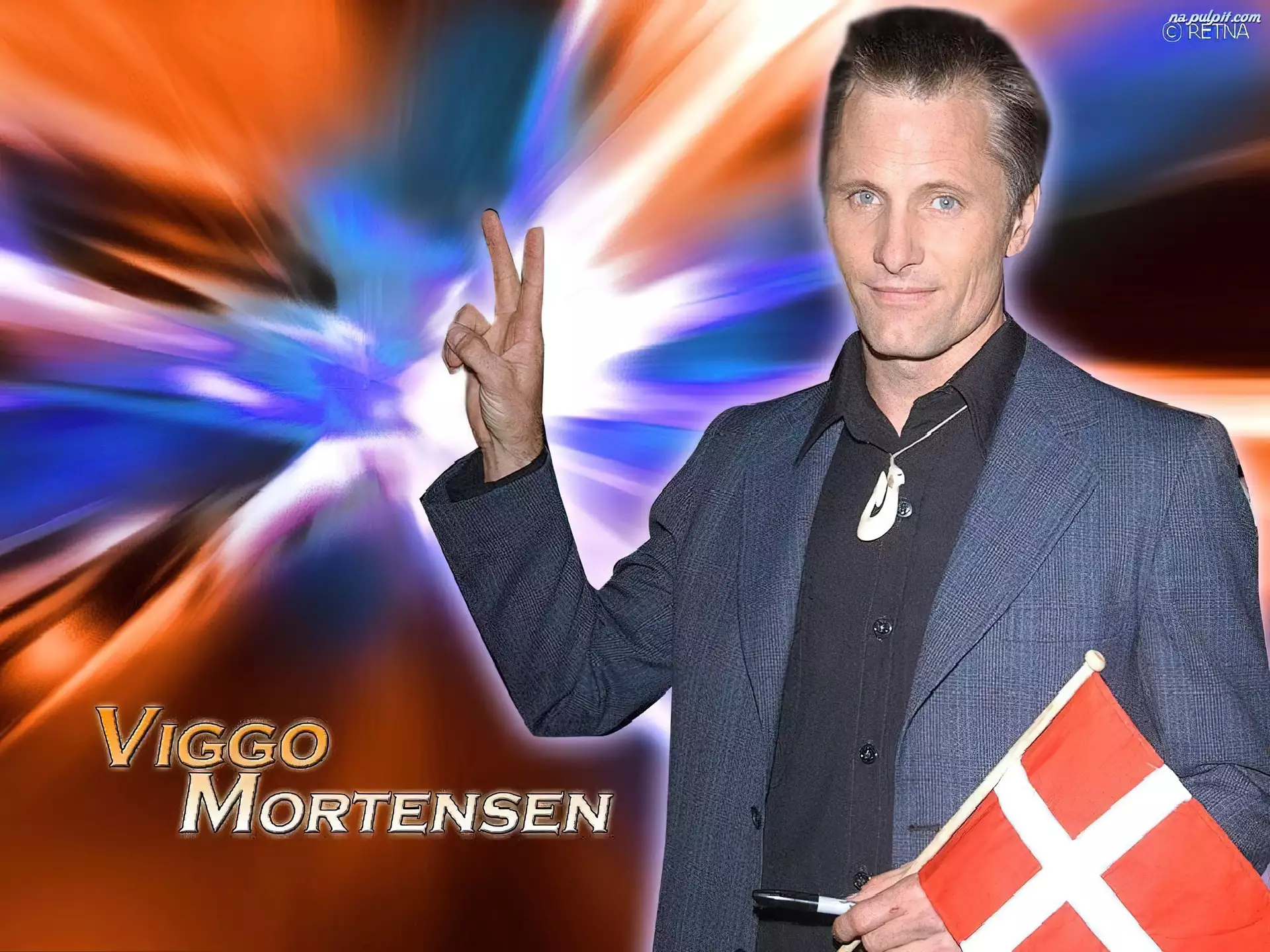 flaga, Viggo Mortensen, czarna koszula