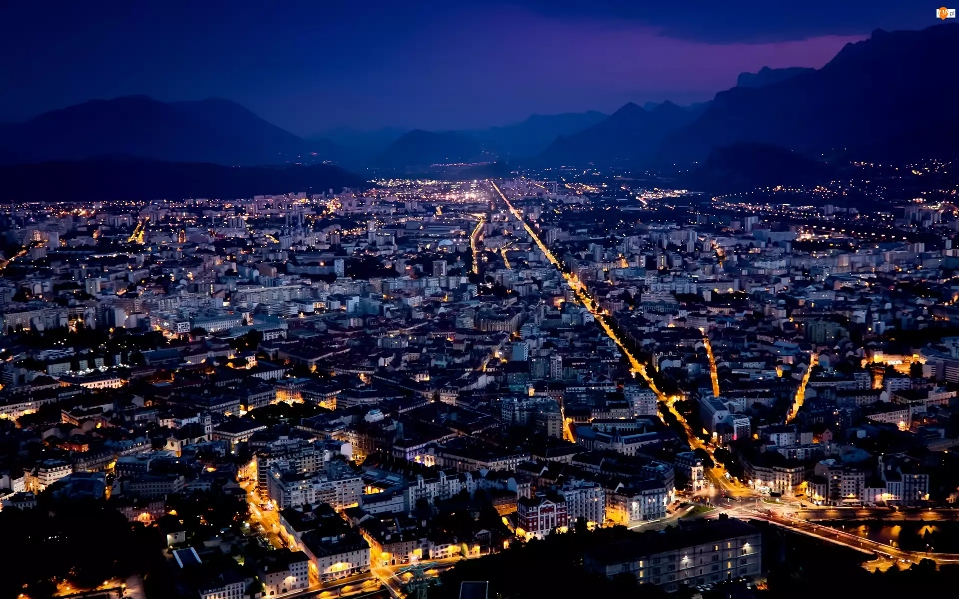 Noc, Francja, Grenoble, Miasto