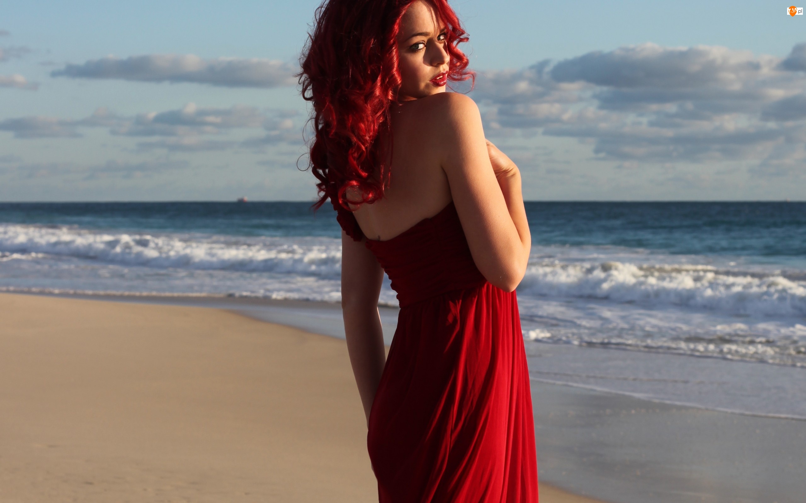Modelka, Czerwona, Chmury, Kobieta, Morze, Plaża, Sukienka