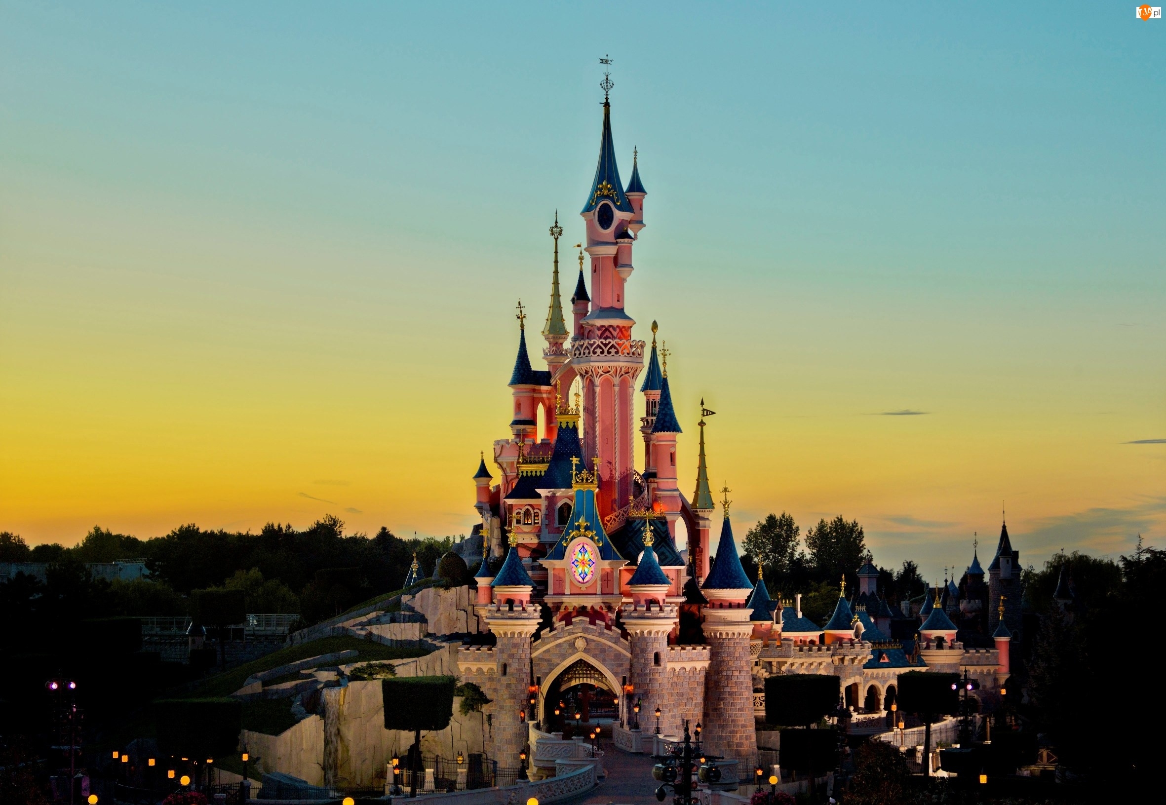 Disneyland Resort Paris, Zamek, Paryż, Disneyland, Francja