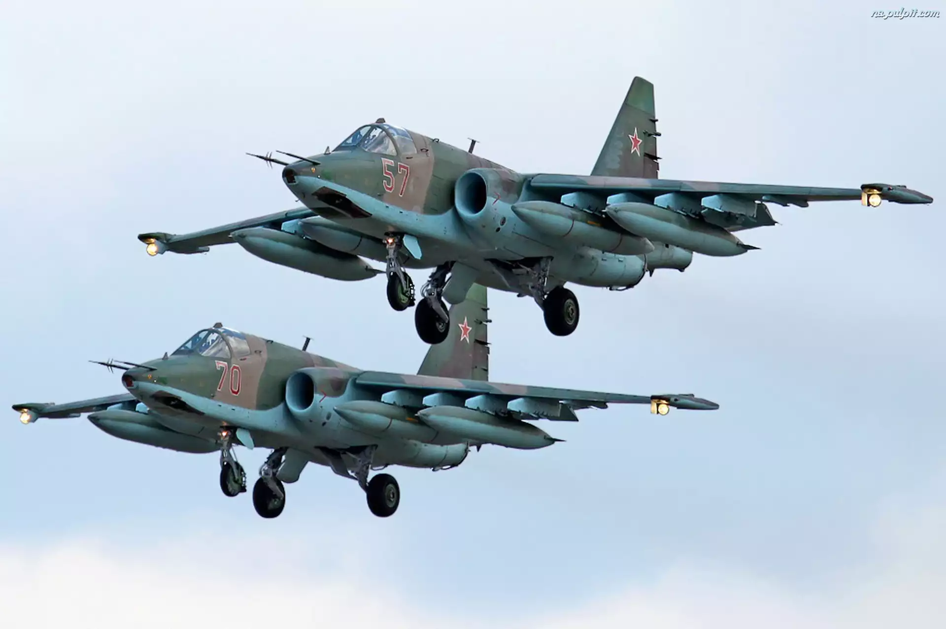 Dwa, Su-25, Samoloty, Bombowe