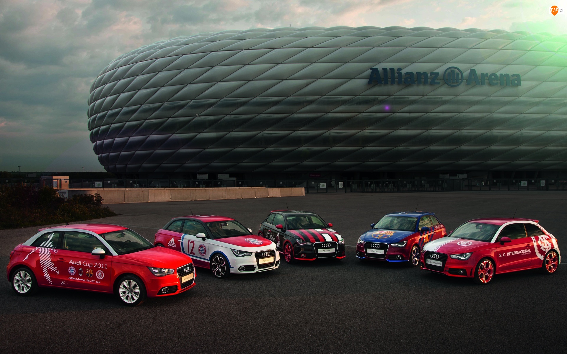 Allianz Arena, Stadion, Niemcy, Audi, Monachium, Samochody