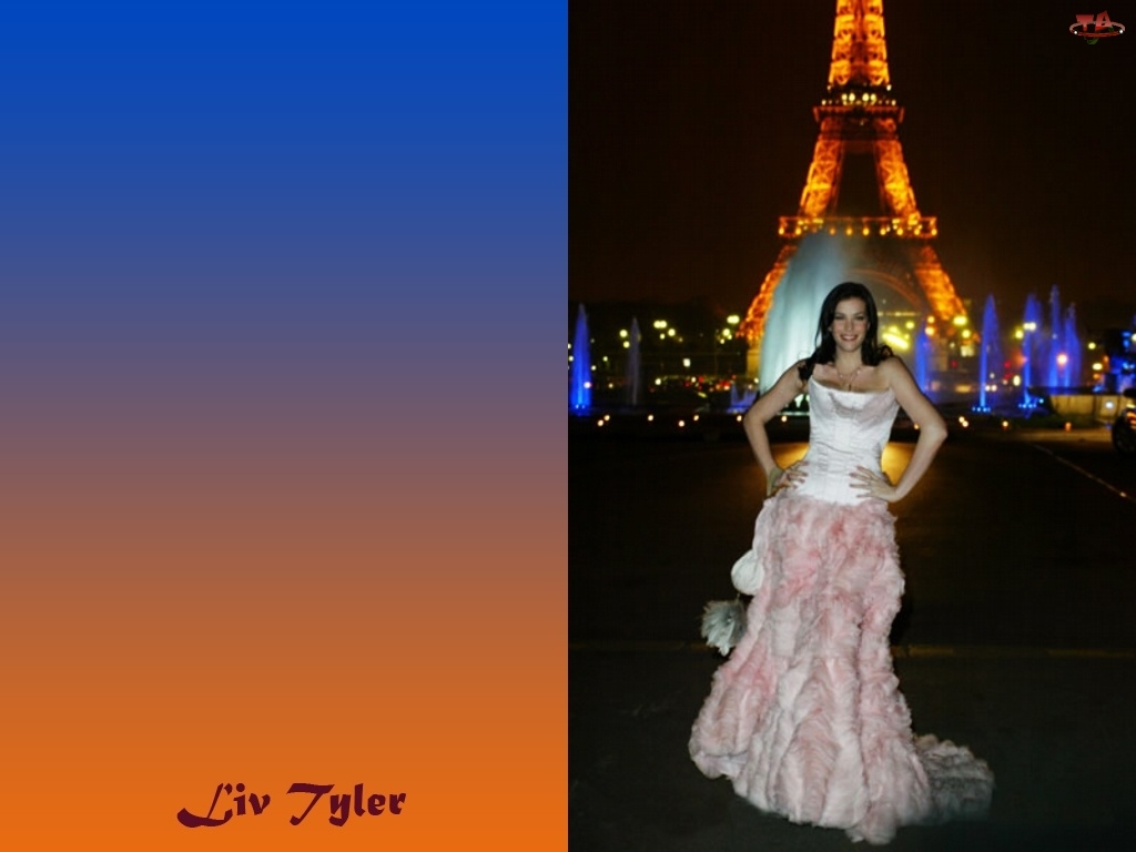 Liv Tyler, Wieża Eiffla