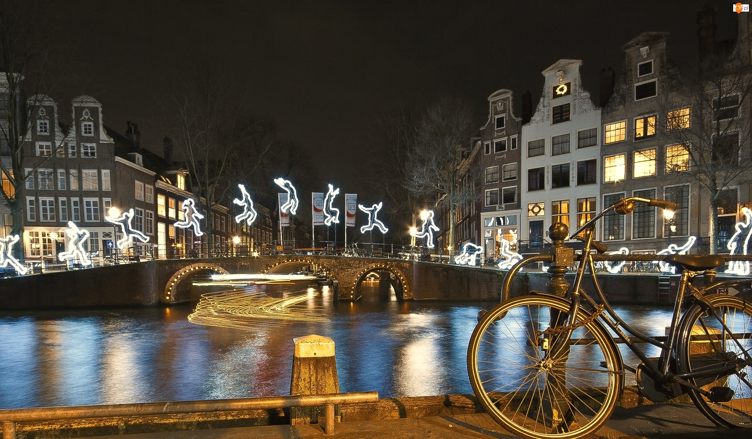 Rzeka, Rower, Amsterdam, Miasto, Neony, Most, Budynki