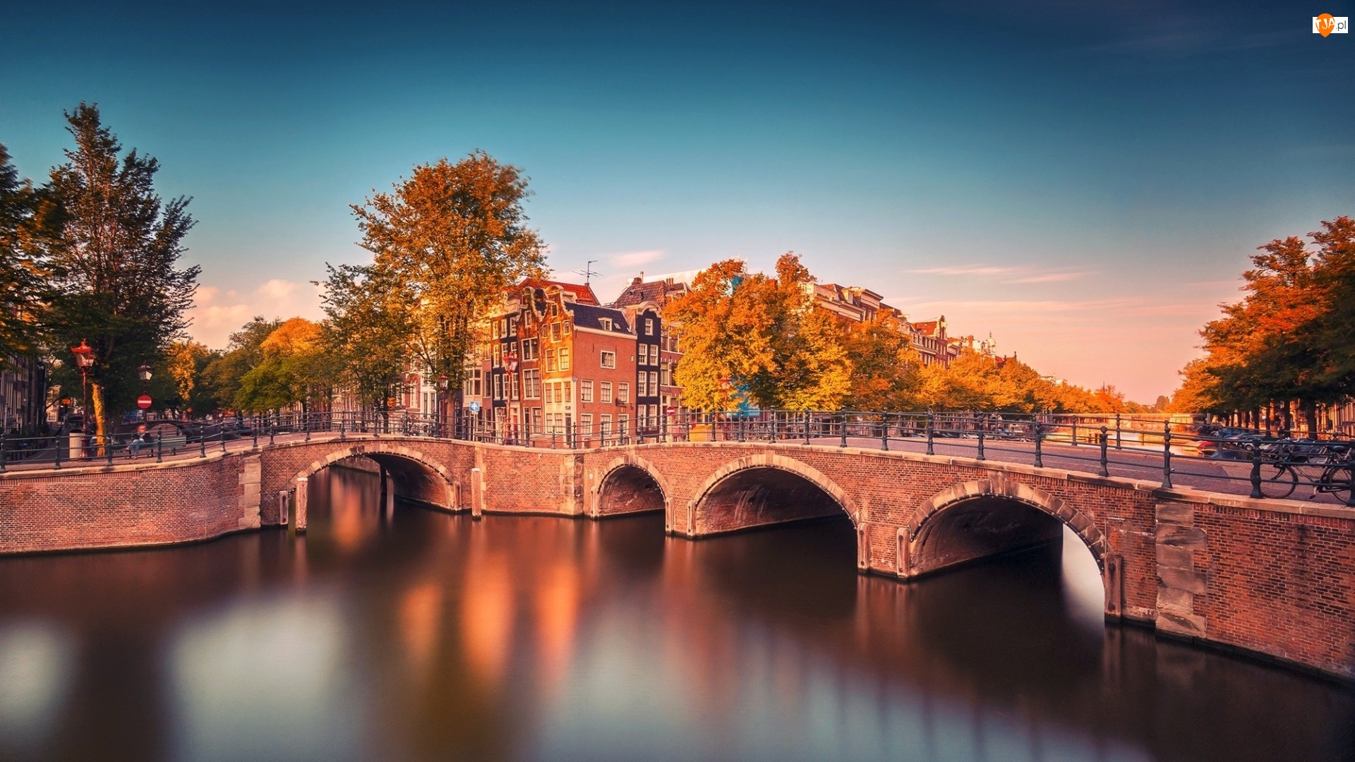 Mosty, Rzeka, Drzewa, Jesień, Budynki, Amsterdam