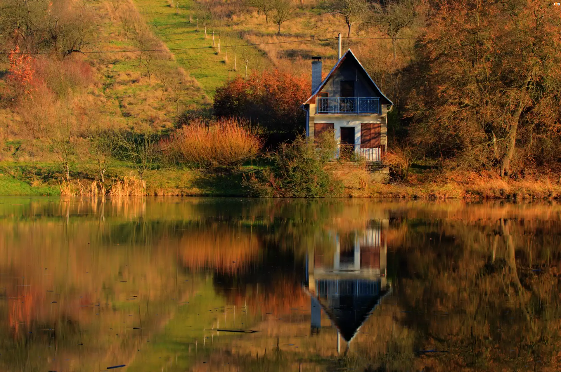 Jesień, Domek, Odbicie, Jezioro, Drzewa