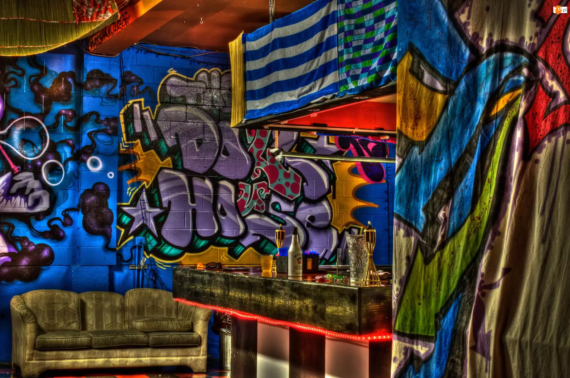 Graffiti, Klub, Wnętrze