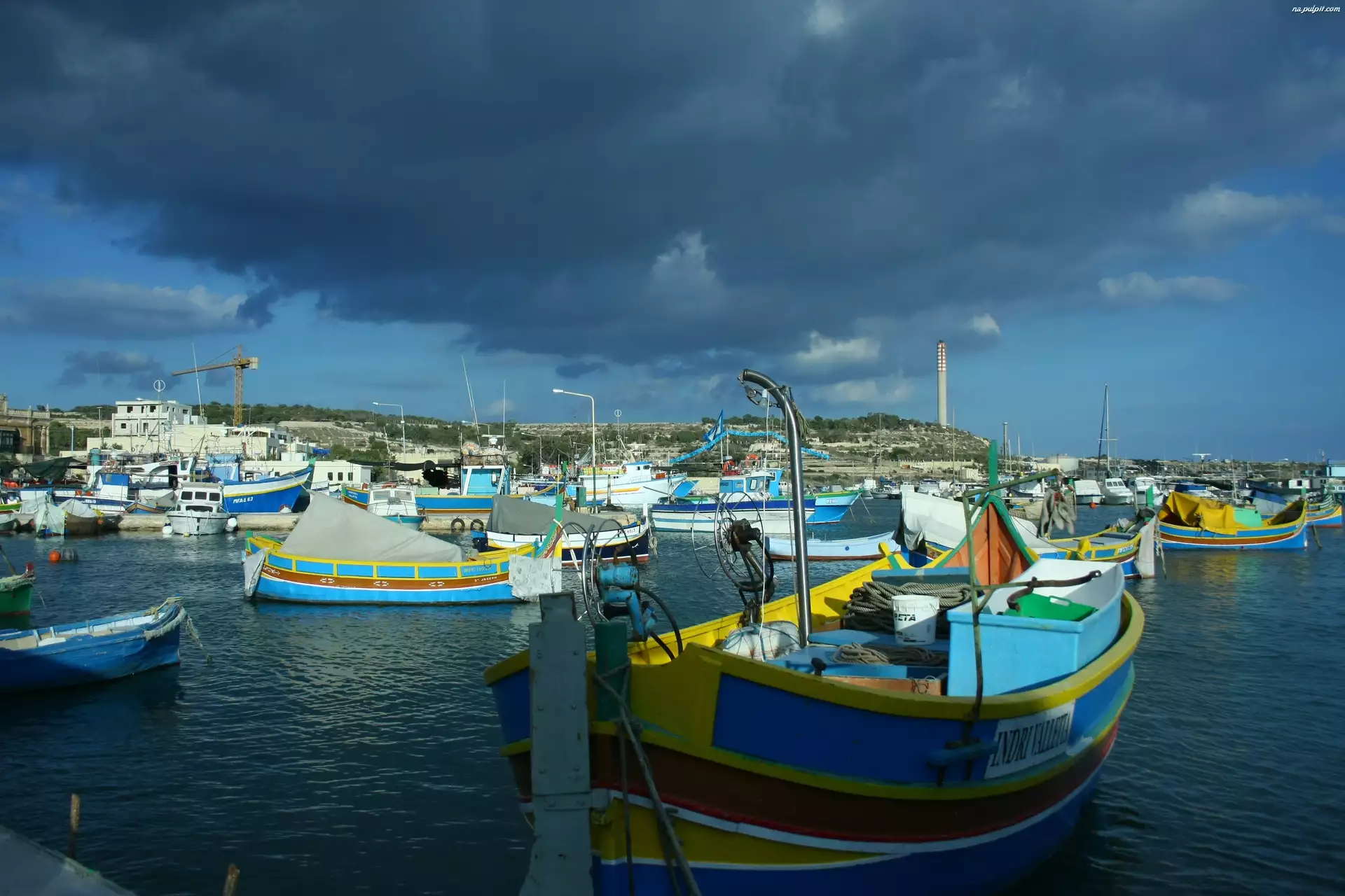 Łódki, Malta