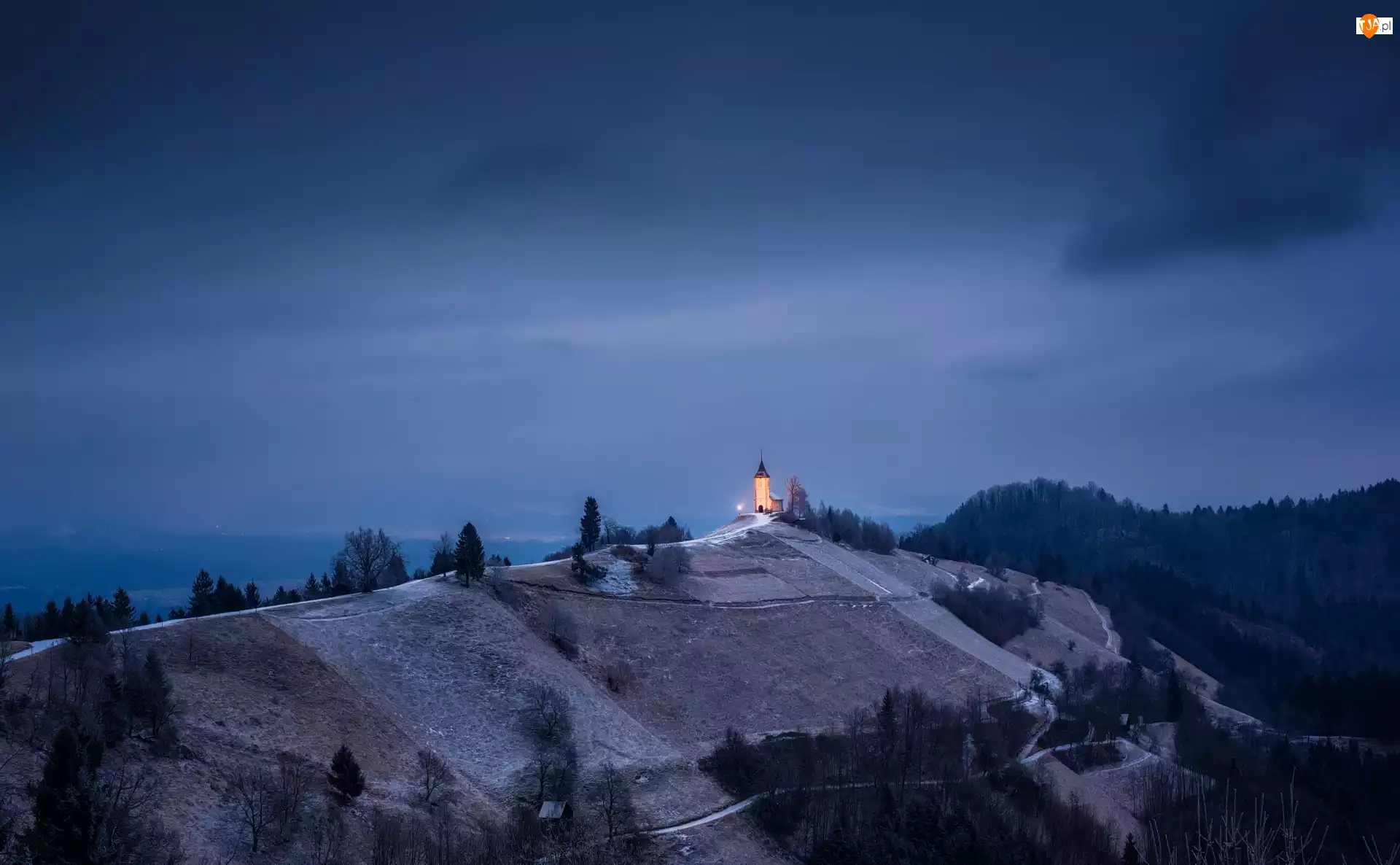 Słowenia, Wzgórze, Wieś Jamnik, Kościół św. Primusa i Felicjana