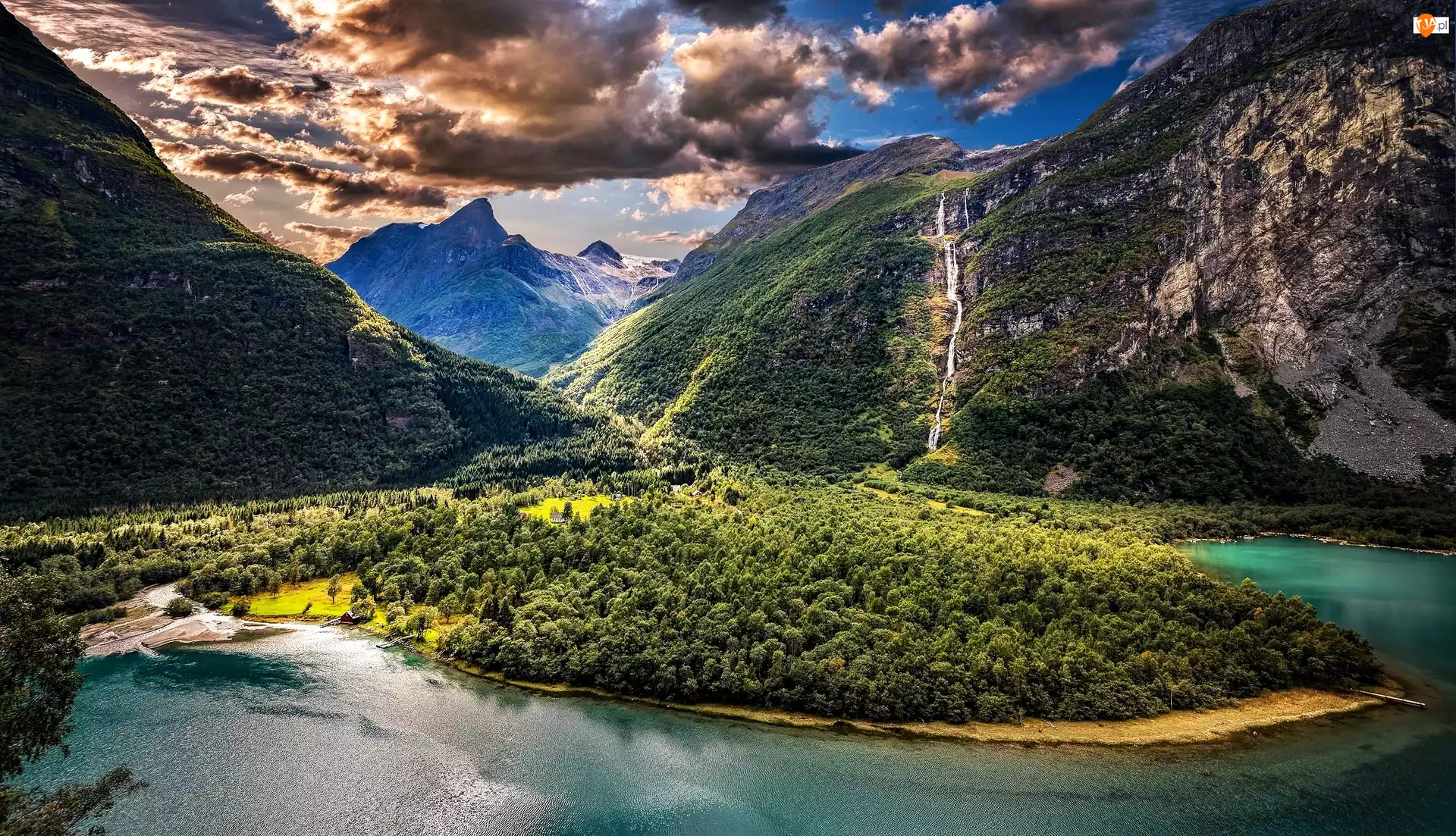 Wodospad, Góry, Dolina, Norwegia