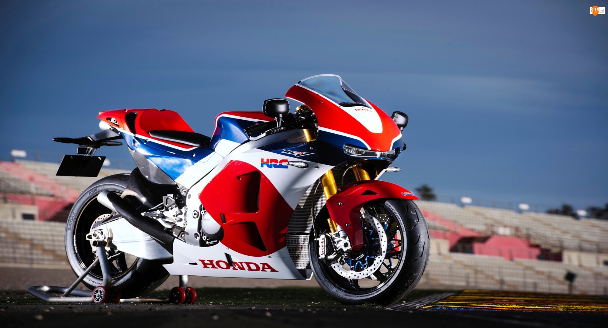 Honda RC213V-S, Motocykl
