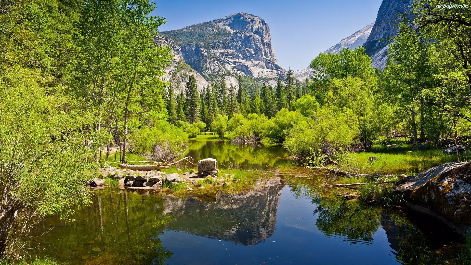 Stan Kalifornia, Park Narodowy Yosemite, Odbicie, Stany Zjednoczone, Drzewa, Góry, Jezioro