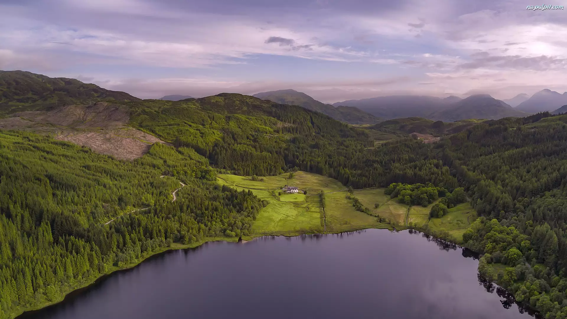 Jezioro Loch Chon, Góry, Szkocja, Lasy, Park Narodowy Loch Lomond and the Trossachs, Dom