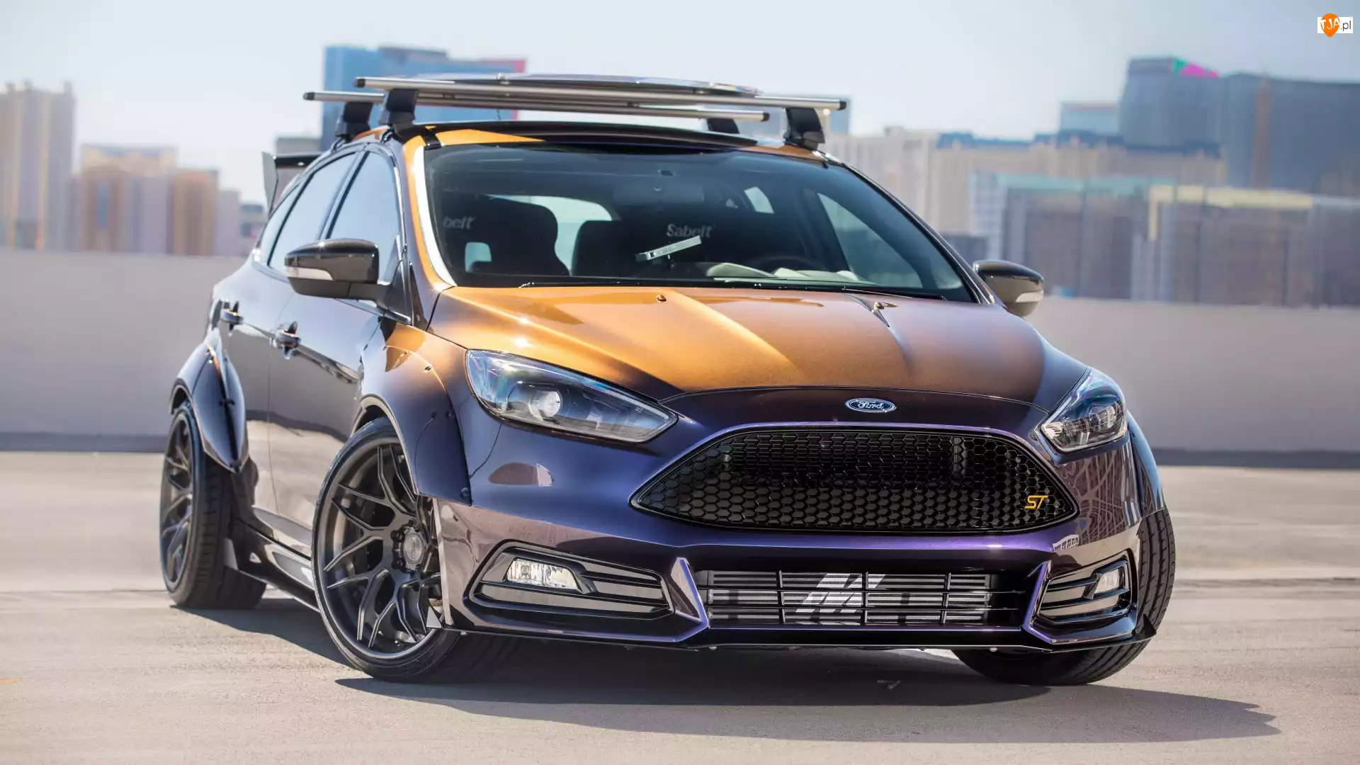 2017, Ford Focus ST Mk3, Blood Type Racing