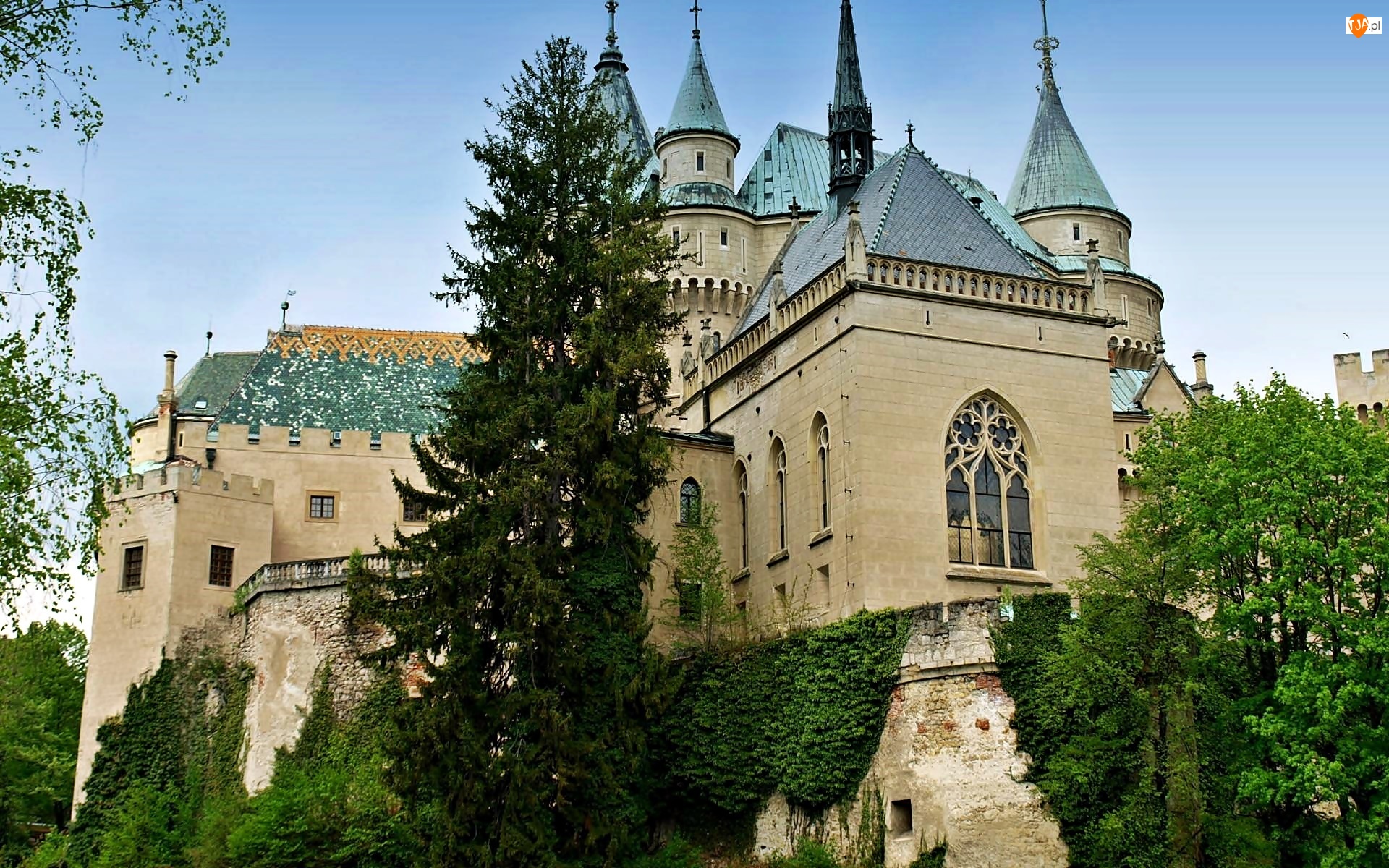 Zamek w Bojnicach, Słowacja, Bojnický zámok, Bojnice