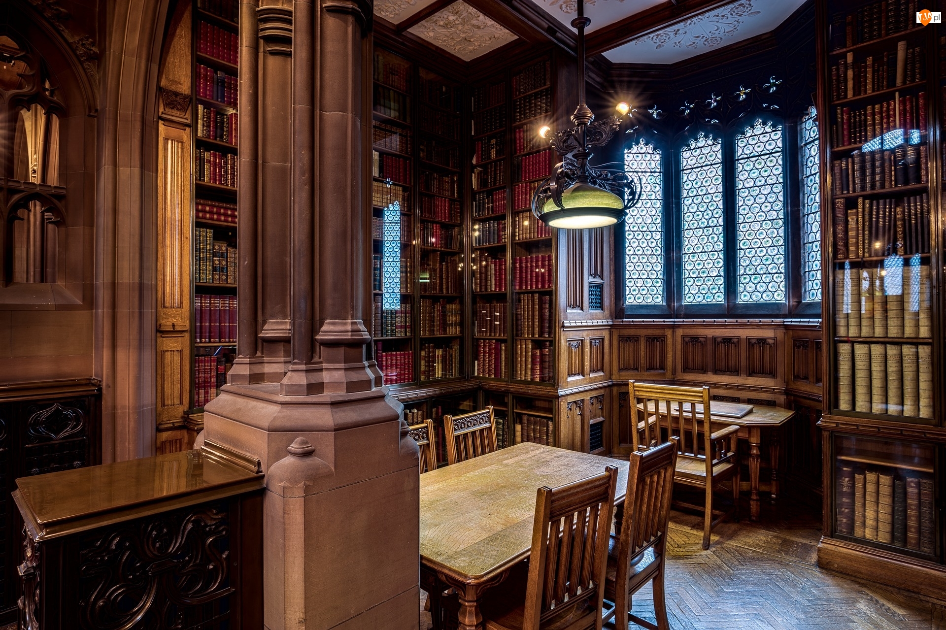 Biblioteka John Rylands Library, Wnętrze, Anglia, Stoły, Manchester, Książki