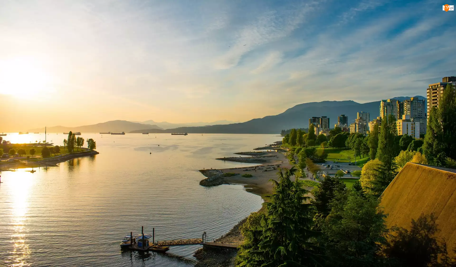 Rzeka Fraser, Góry, Kanada, Zachód słońca, Prowincja Kolumbia Brytyjska, Vancouver, Domy