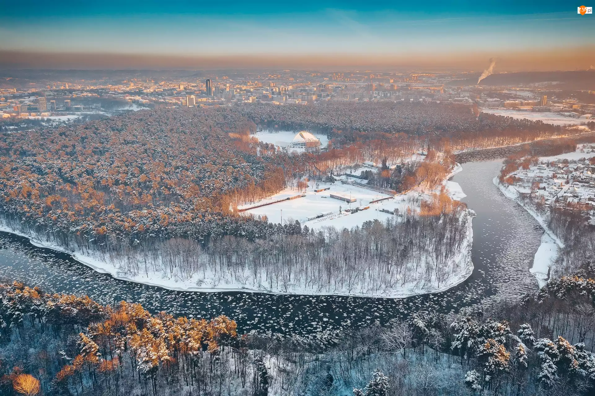 Park, Zima, Rzeka Wilia, Litwa, Drzewa, Wilno