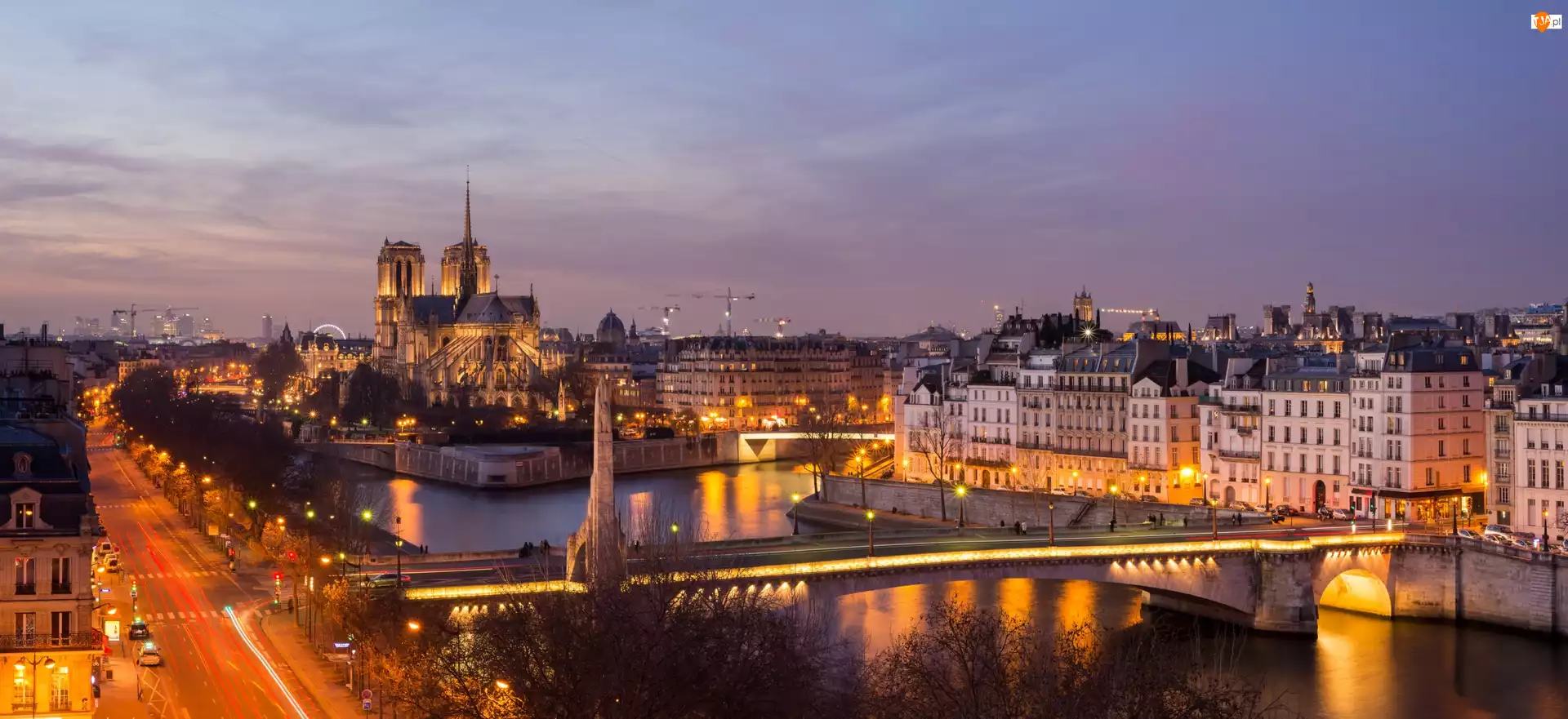 Katedra Notre-Dame, Rzeka Sekwana, Francja, Most, Paryż, Świt, Domy
