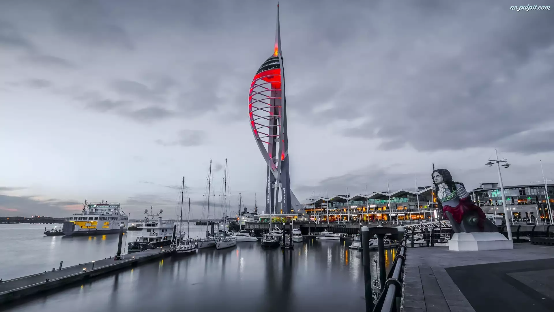 Portsmouth, Wieża widokowa, Statki, Hrabstwo Hampshire, Spinnaker Tower, Motorówki, Anglia, Port