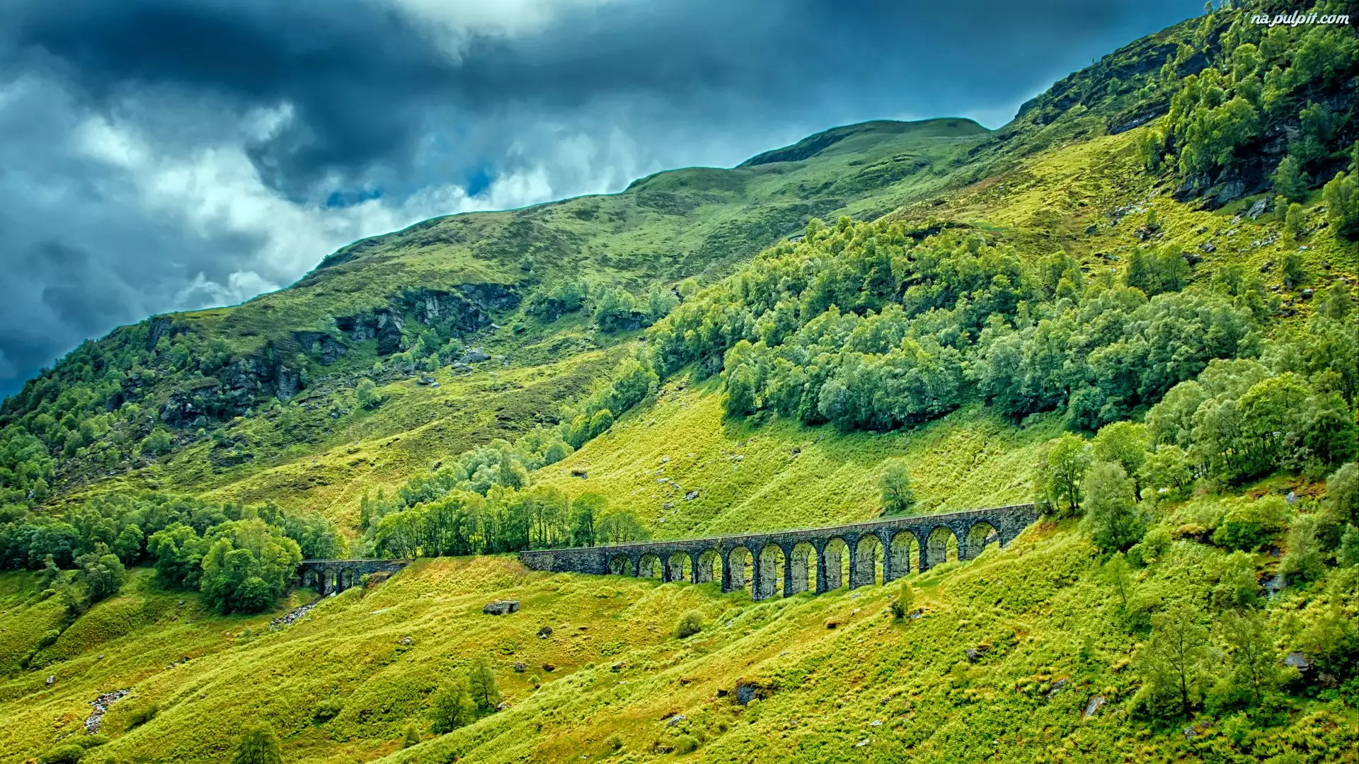 Wiadukt, Glen Ogle Viaduct, Szkocja, Most, Trawa, Drzewa, Góry