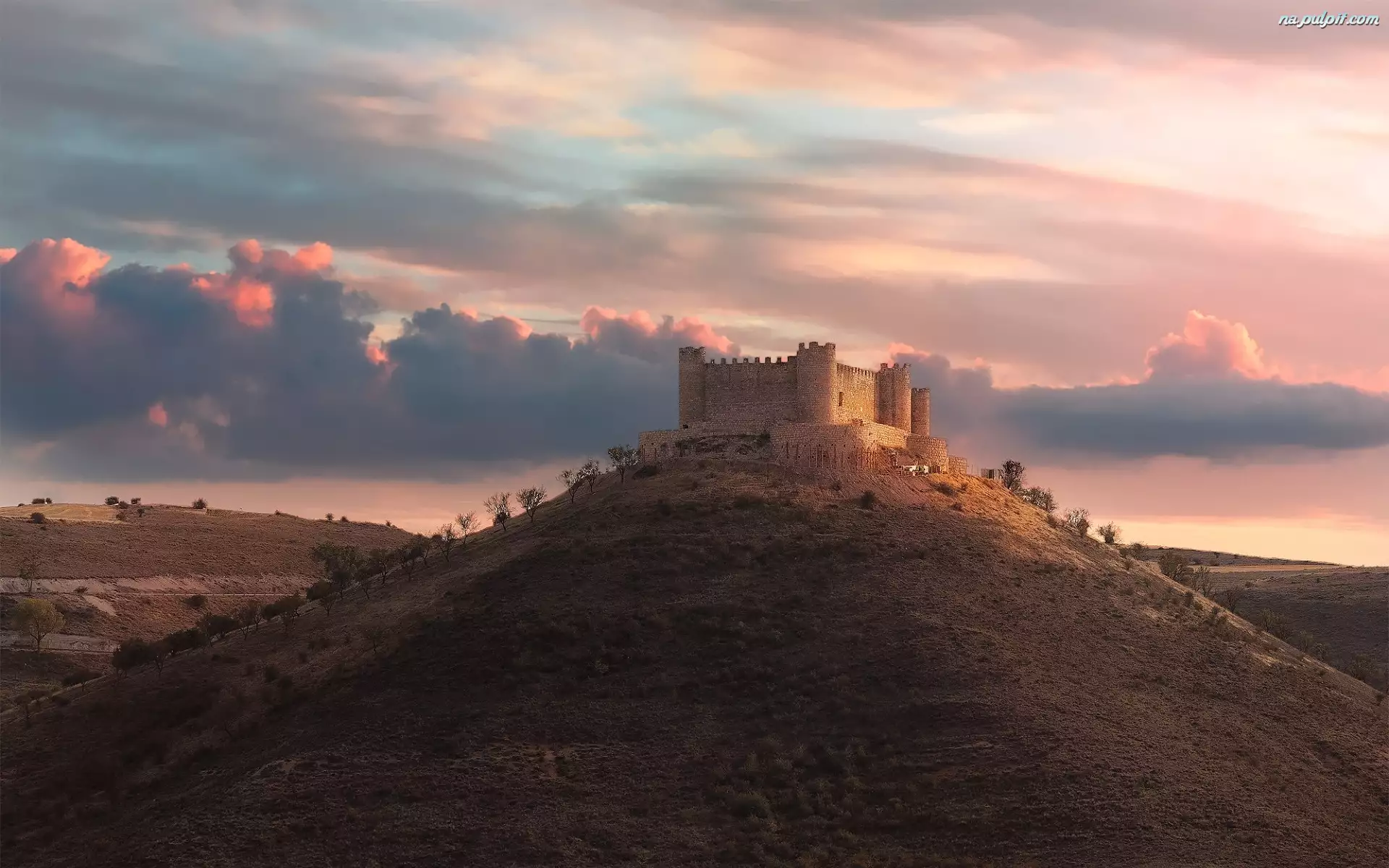 Wzgórze, Hiszpania, Zamek, Zachód słońca, Kastylia-La Mancha, Castle of Jadraque, Chmury, Gmina Jadraque