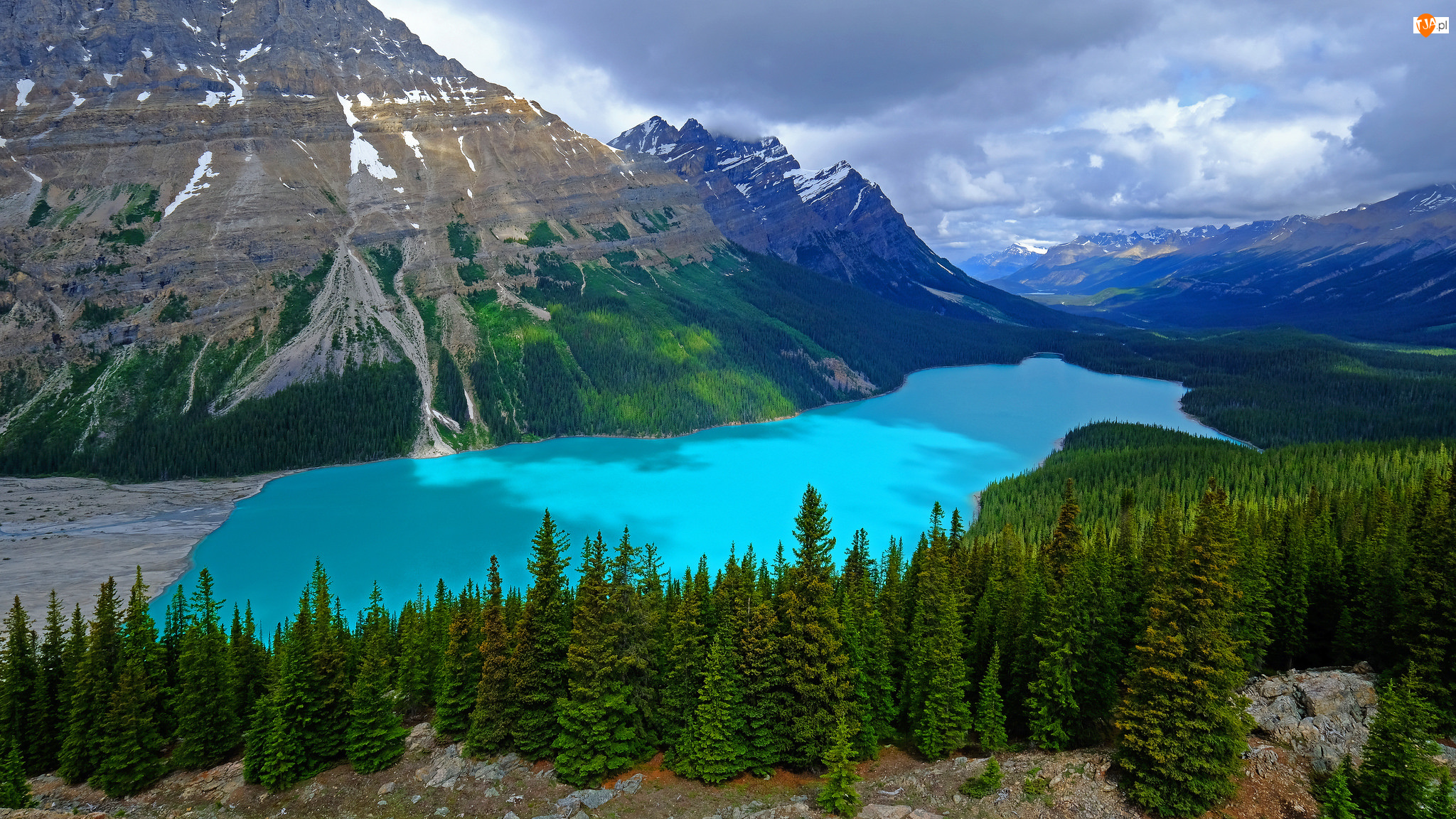 Kanada, Góry, Chmury, Skały, Jezioro, Park Narodowy Banff, Drzewa, Peyto Lake, Lasy, Prowincja Alberta