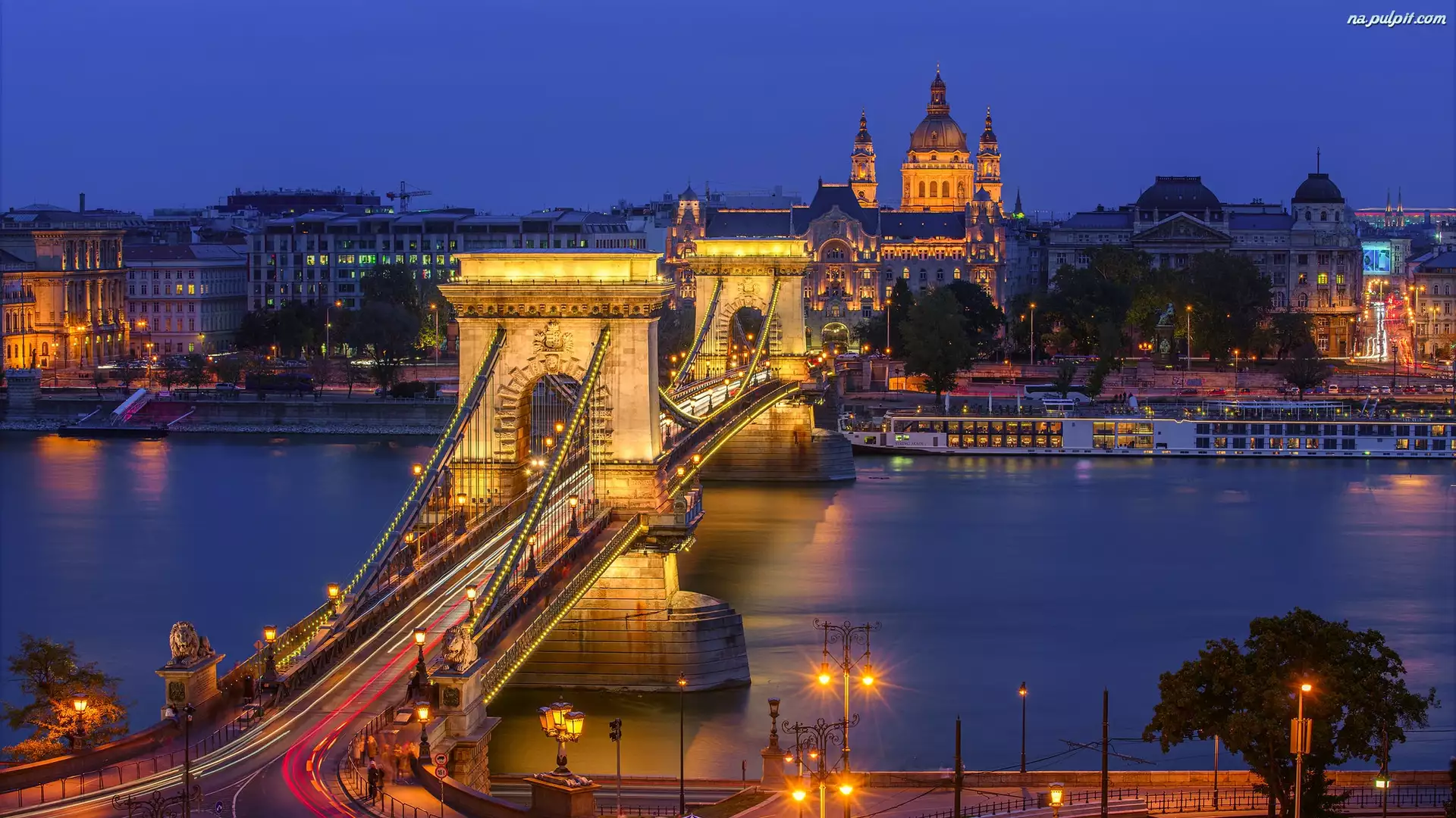 Budapeszt, Noc, Oświetlenie, Węgry, Most łańcuchowy, Dunaj, Rzeka