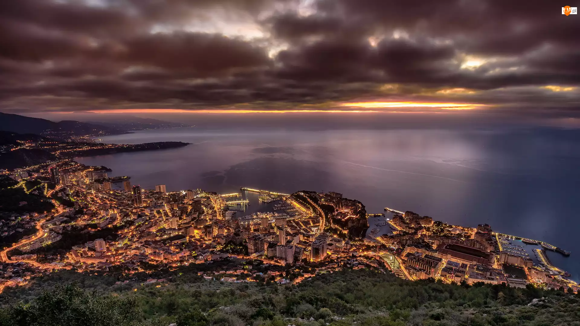 Domy, Monako, Zachód słońca, Morze Śródziemne, Oświetlone