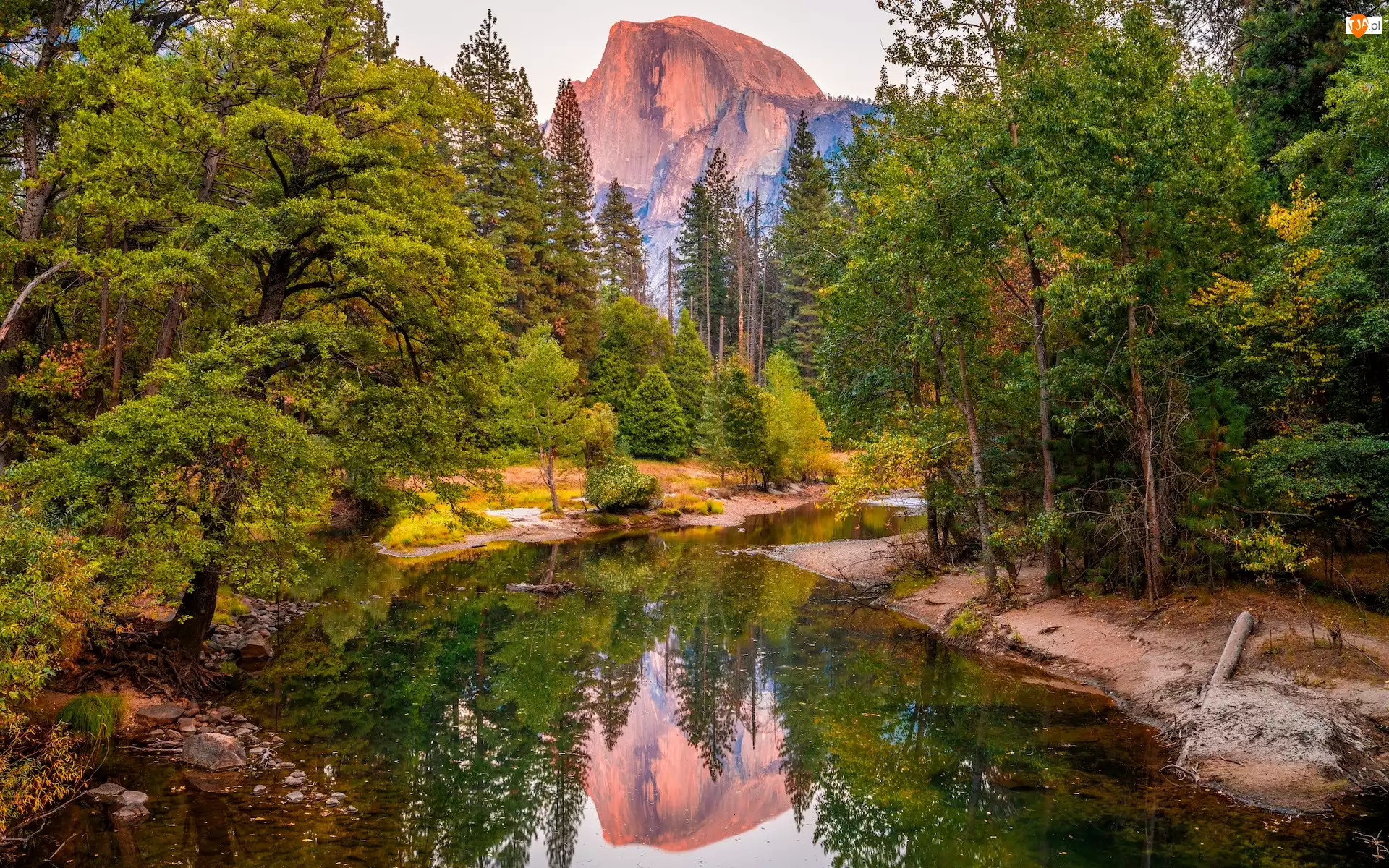 Rzeka, Stany Zjednocznone, Góry, Drzewa, Kalifornia, Szczyt Half Dome, Odbicie, Park Narodowy Yosemite