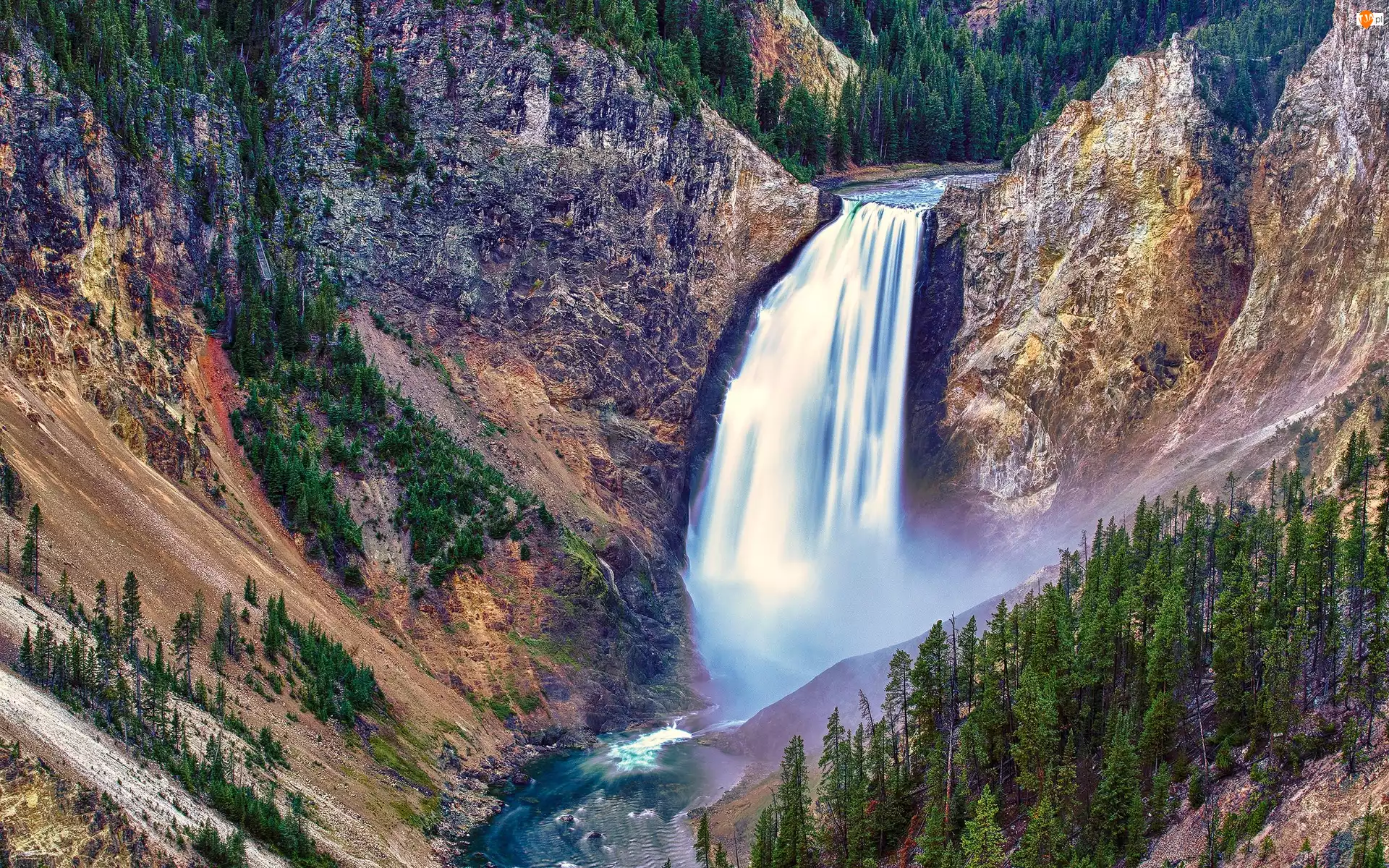 Stany Zjednoczone, Górny, Stan Wyoming, Park Narodowy Yellowstone, Drzewa, Wodospad, Upper Yellowstone River Falls, Skały, Rzeka Yellowstone