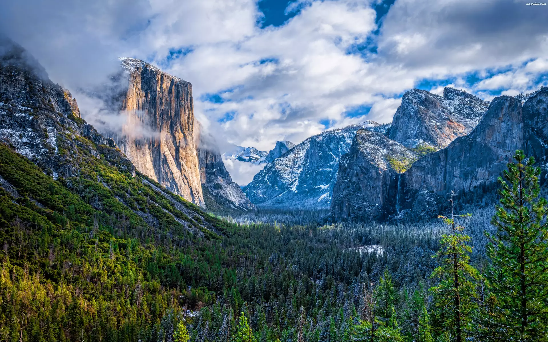 Kalifornia, Dolina Yosemite Valley, Park Narodowy Yosemite, Stany Zjednoczone, Chmury, Lasy, Góry Sierra Nevada