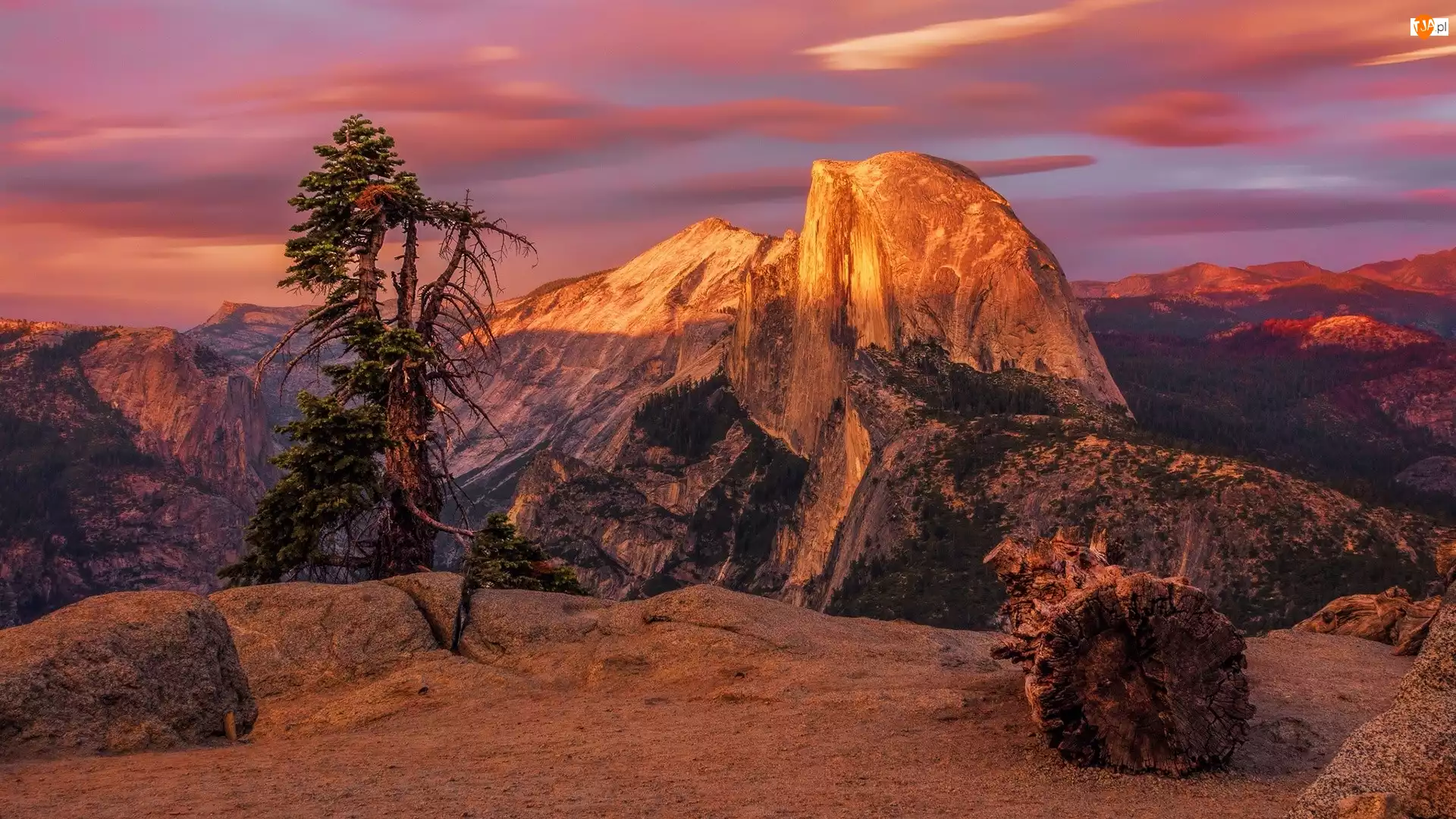 Stany Zjednoczone, Zachód słońca, Park Narodowy Yosemite, Drzewa, Rozświetlona, Góry, Half Dome, Góra, Skały, Kalifornia