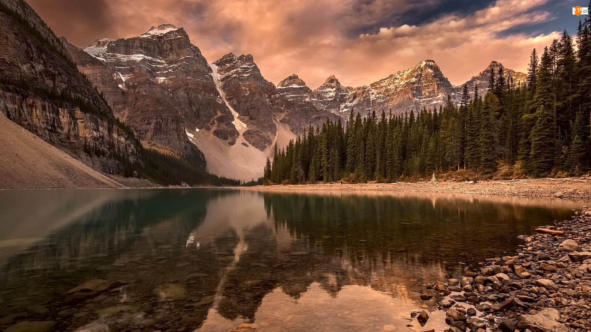 Drzewa, Kamienie, Park Narodowy Banff, Góry, Kanada, Moraine Lake, Jezioro