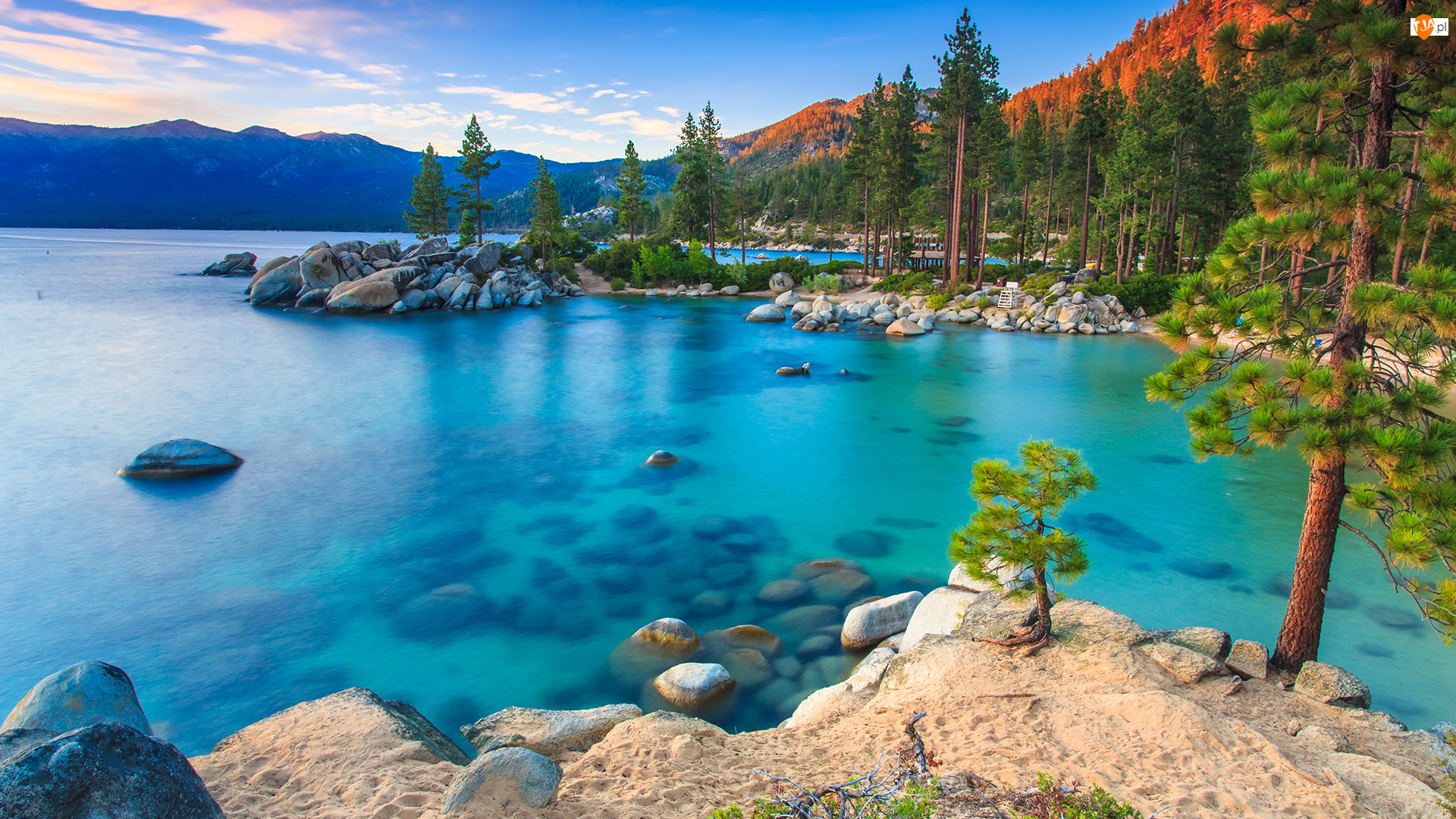 Stany Zjednoczone, Tahoe Lake, Nevada, Kamienie, Sand Harbor Beach, Drzewa, Sosny, Jezioro, Góry