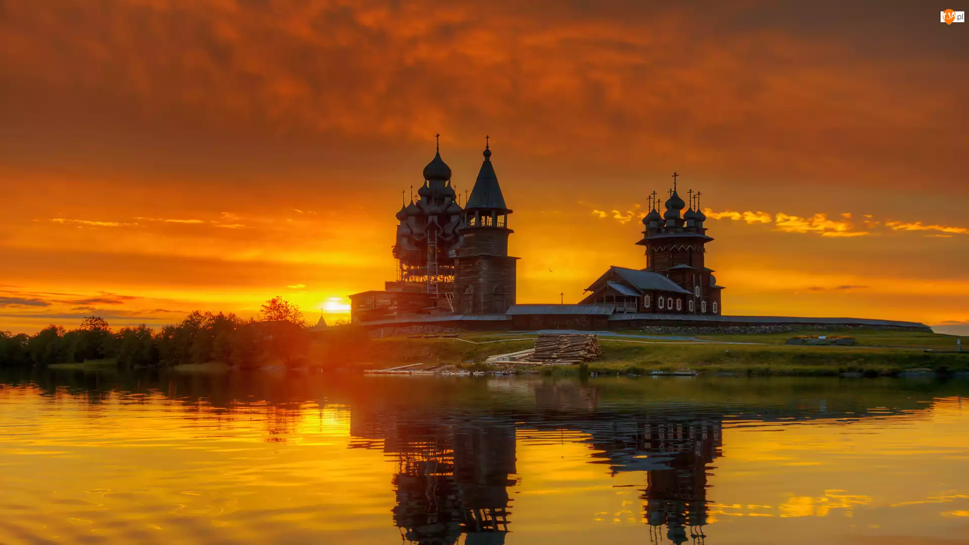 Republika Karelia, Wyspa Kiży, Zachód słońca, Rosja, Cerkiew, Drewniana, Jezioro Onega