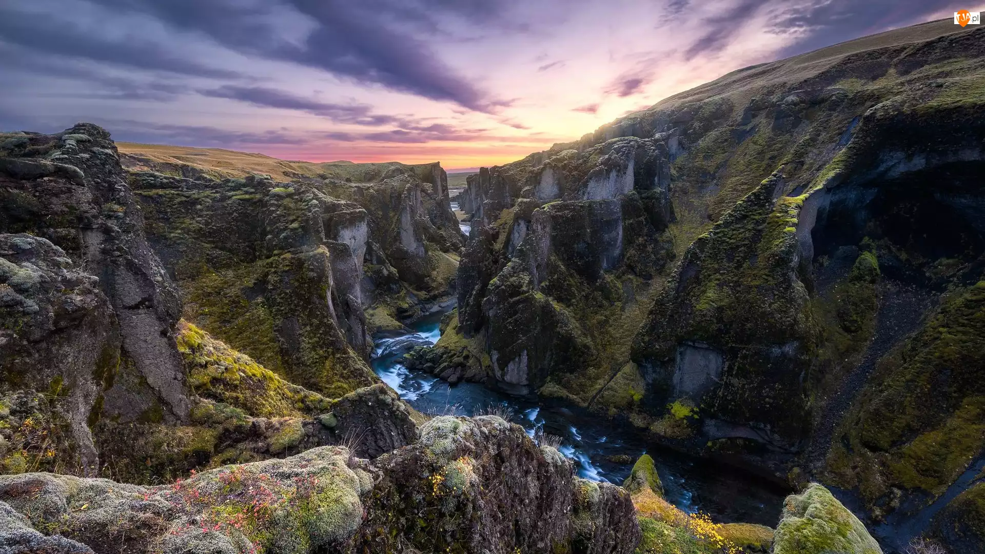Kanion Fjadrargljufur, Islandia, Góry, Wschód słońca, Rzeka Fjadra