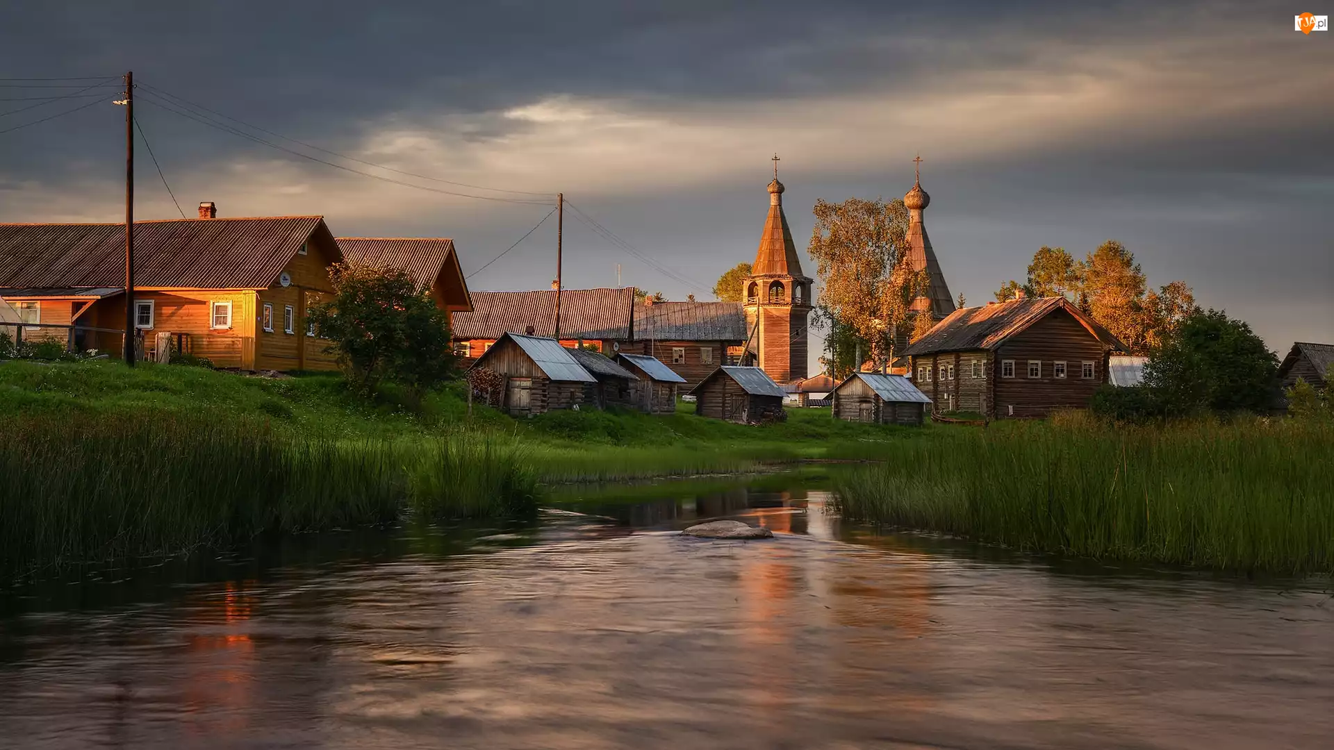 Wieś, Cerkiew, Domy, Jezioro