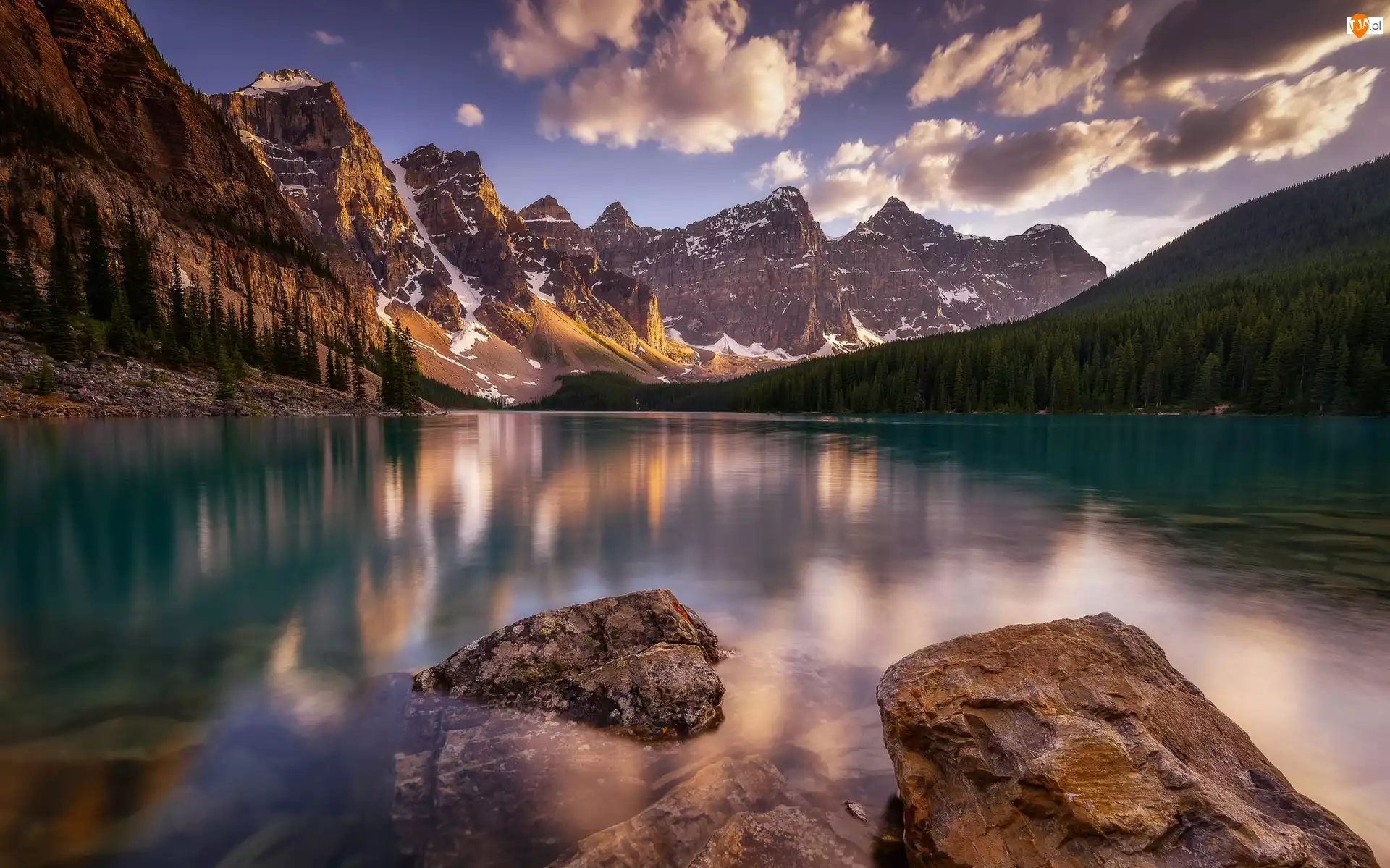 Park Narodowy Banff, Kanada, Jezioro Moraine, Odbicie, Góry, Chmury