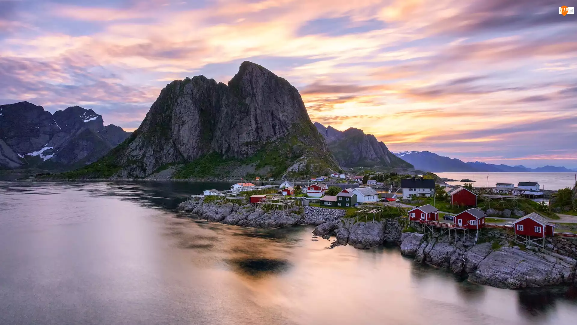 Lofoty, Góry, Norwegia, Morze Norweskie, Skały, Wioska Hamnoy, Domy